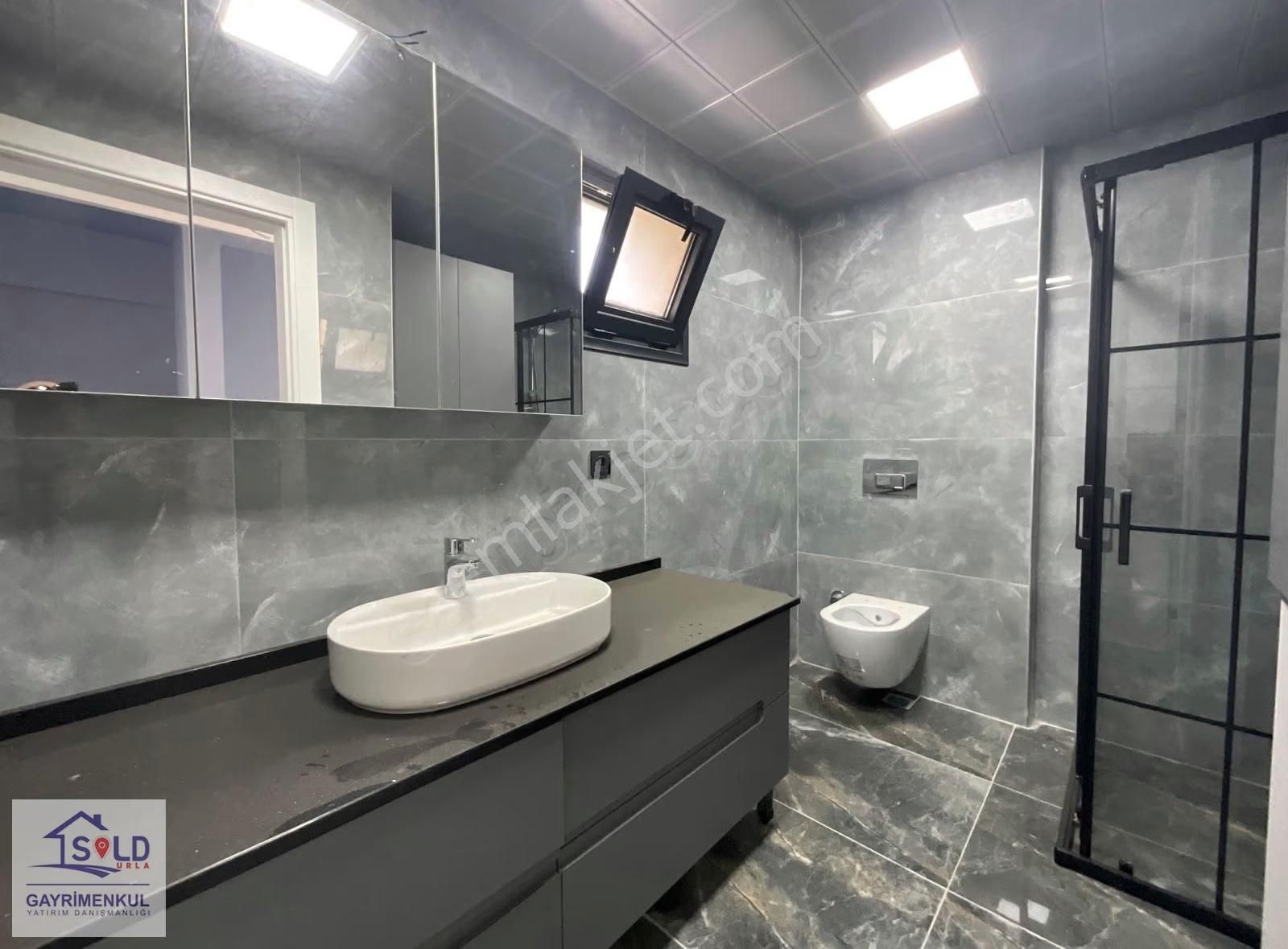 Urla Atatürk Mah 4+1 Tam Müstakil Villa - Görsel 16