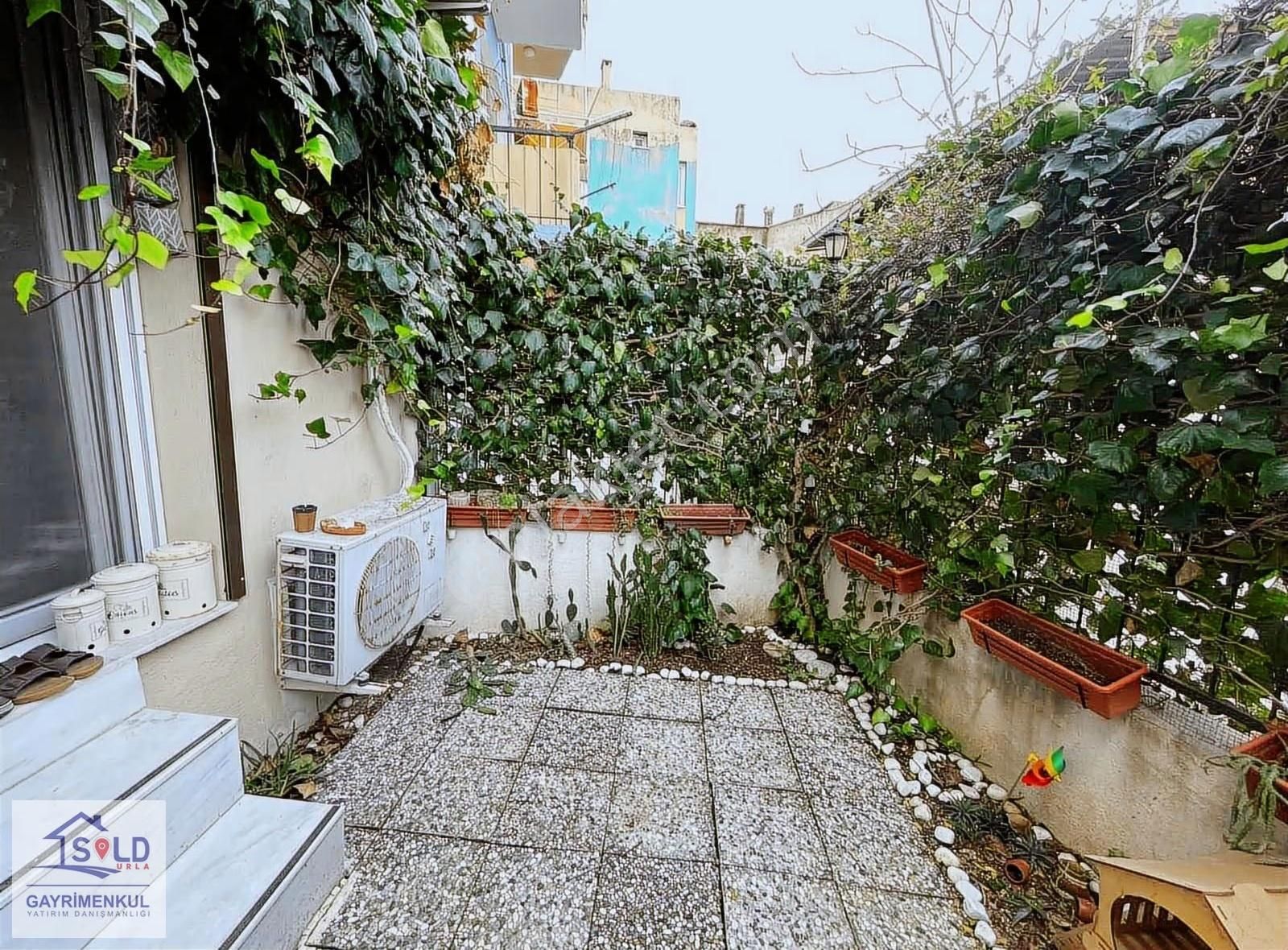 Üçyol Metro Yakını Kiralık Bahçeli Eşyalı 1+1 Daire - Görsel 15