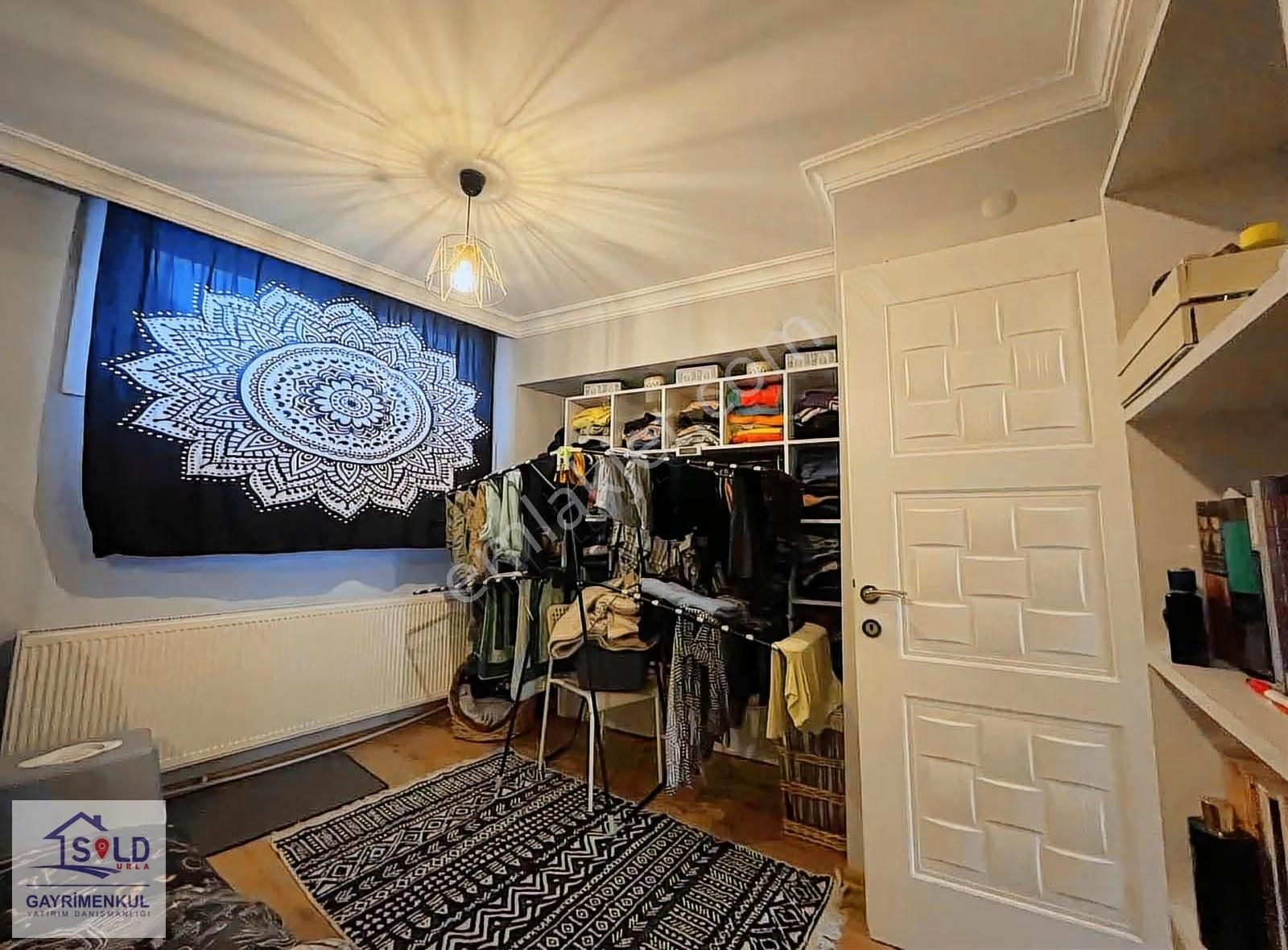 Üçyol Metro Yakını Kiralık Bahçeli Eşyalı 1+1 Daire - Görsel 24