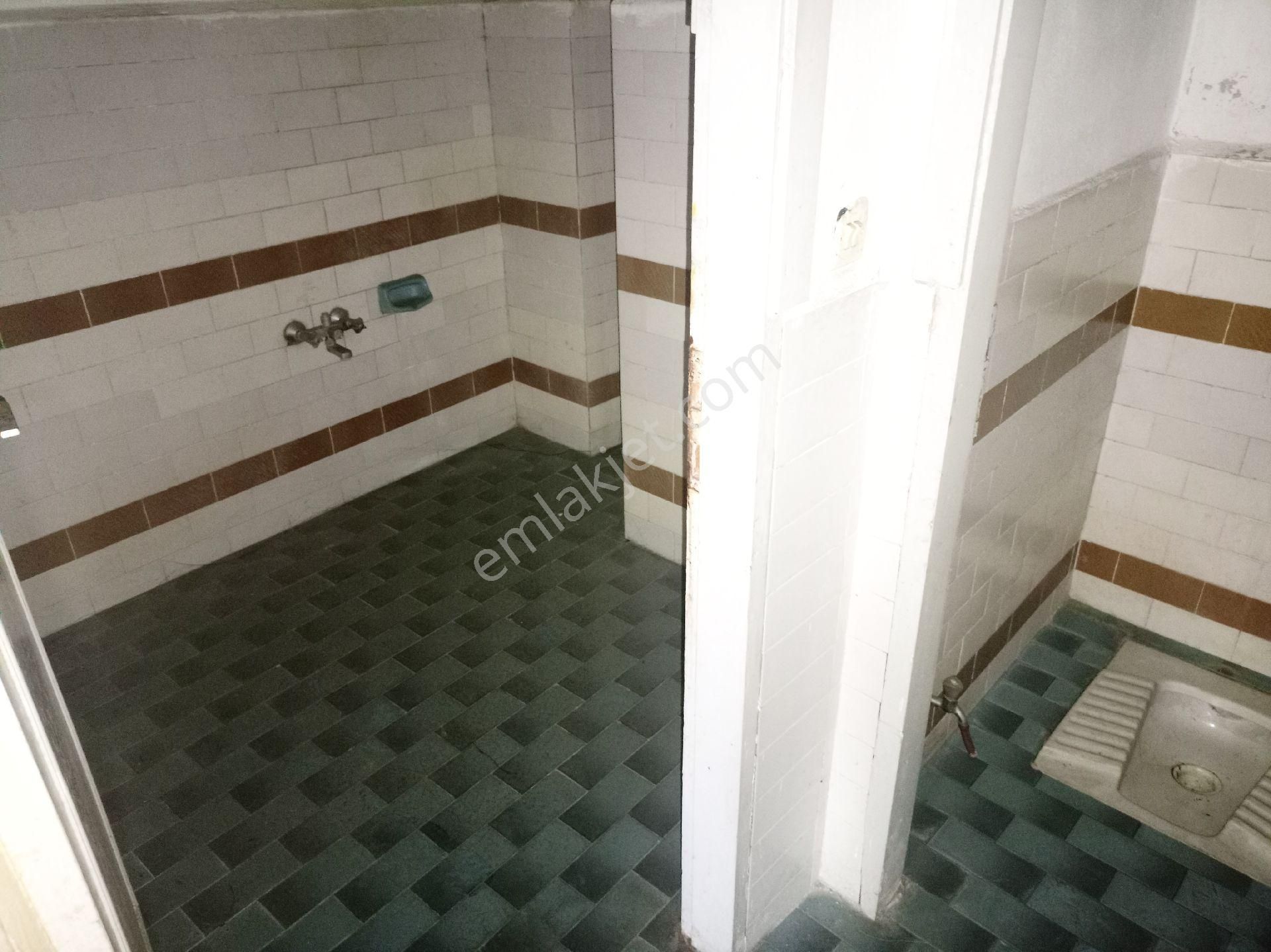 Akçaabat Darıca' Da Potansiyel Yatırımlık Komple Satılık 4 Katlı Müstakil Bina - Görsel 26