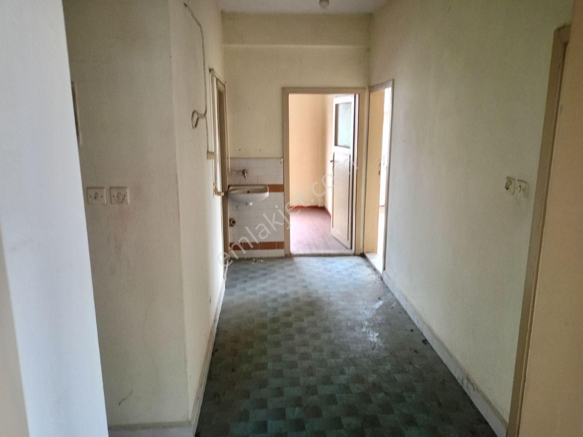 Akçaabat Darıca' Da Potansiyel Yatırımlık Komple Satılık 4 Katlı Müstakil Bina - Görsel 17