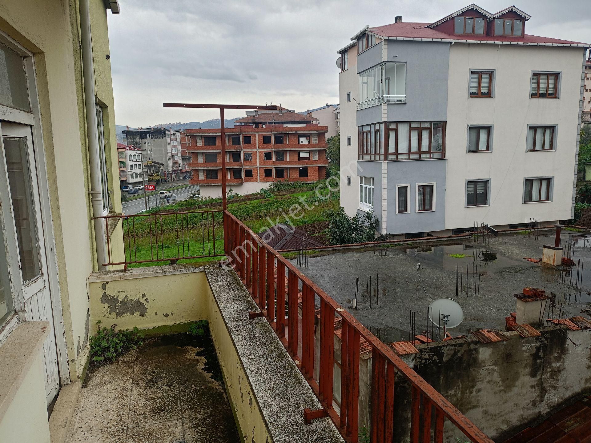 Akçaabat Darıca' Da Potansiyel Yatırımlık Komple Satılık 4 Katlı Müstakil Bina - Görsel 9