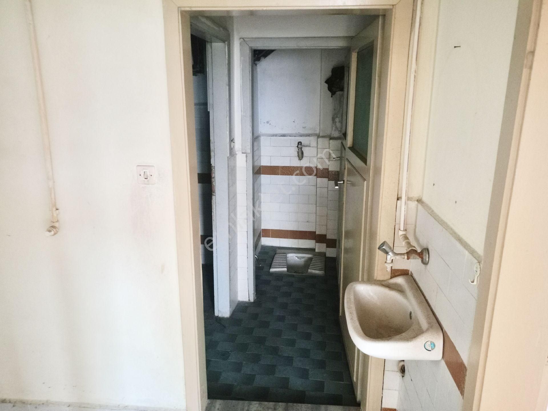 Akçaabat Darıca' Da Potansiyel Yatırımlık Komple Satılık 4 Katlı Müstakil Bina - Görsel 27