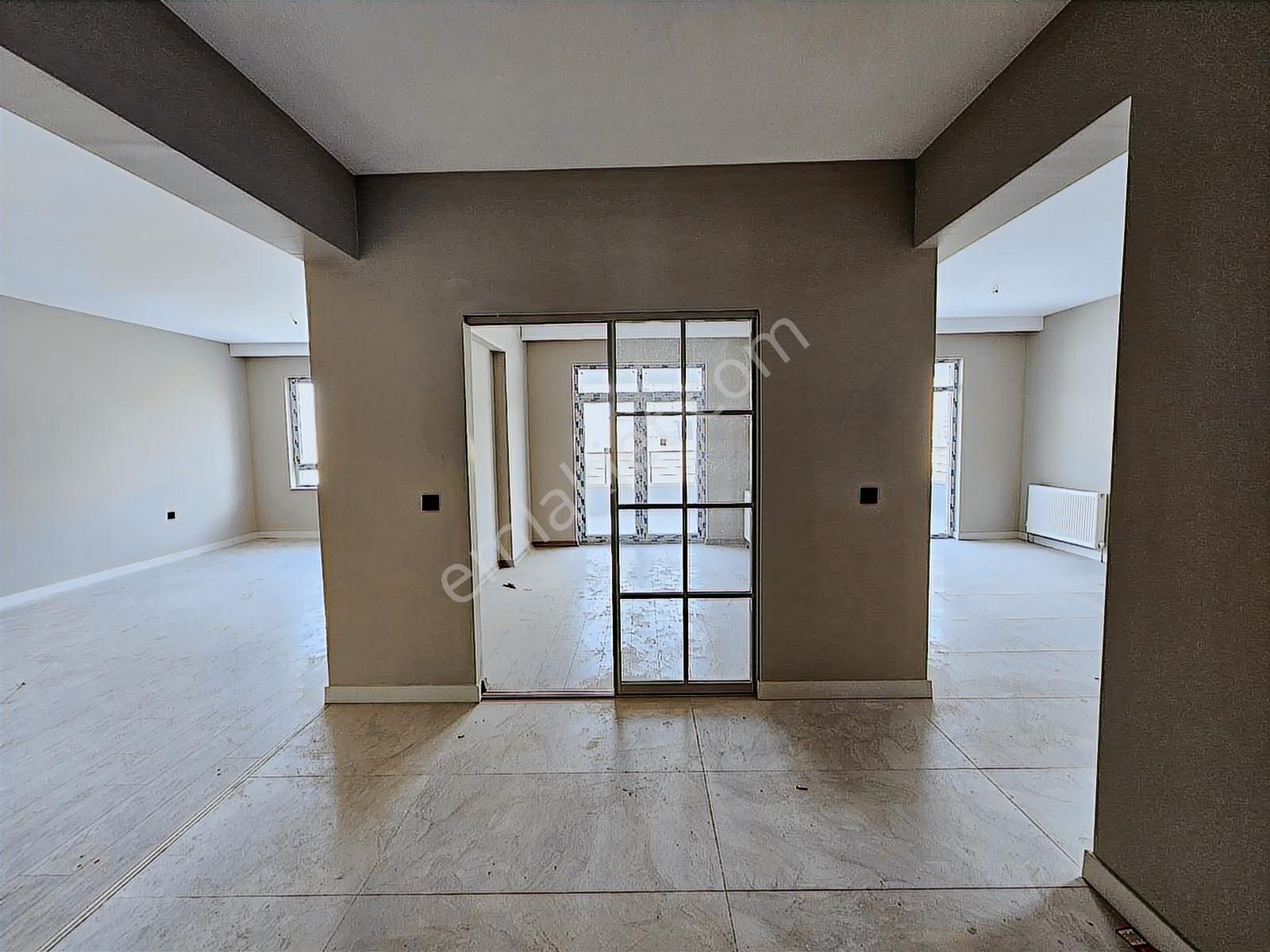 Çakırlar'da İnanılmaz Fiyata 200m2 4+1 Muhteşem Fırsat Dairesi - Görsel 17