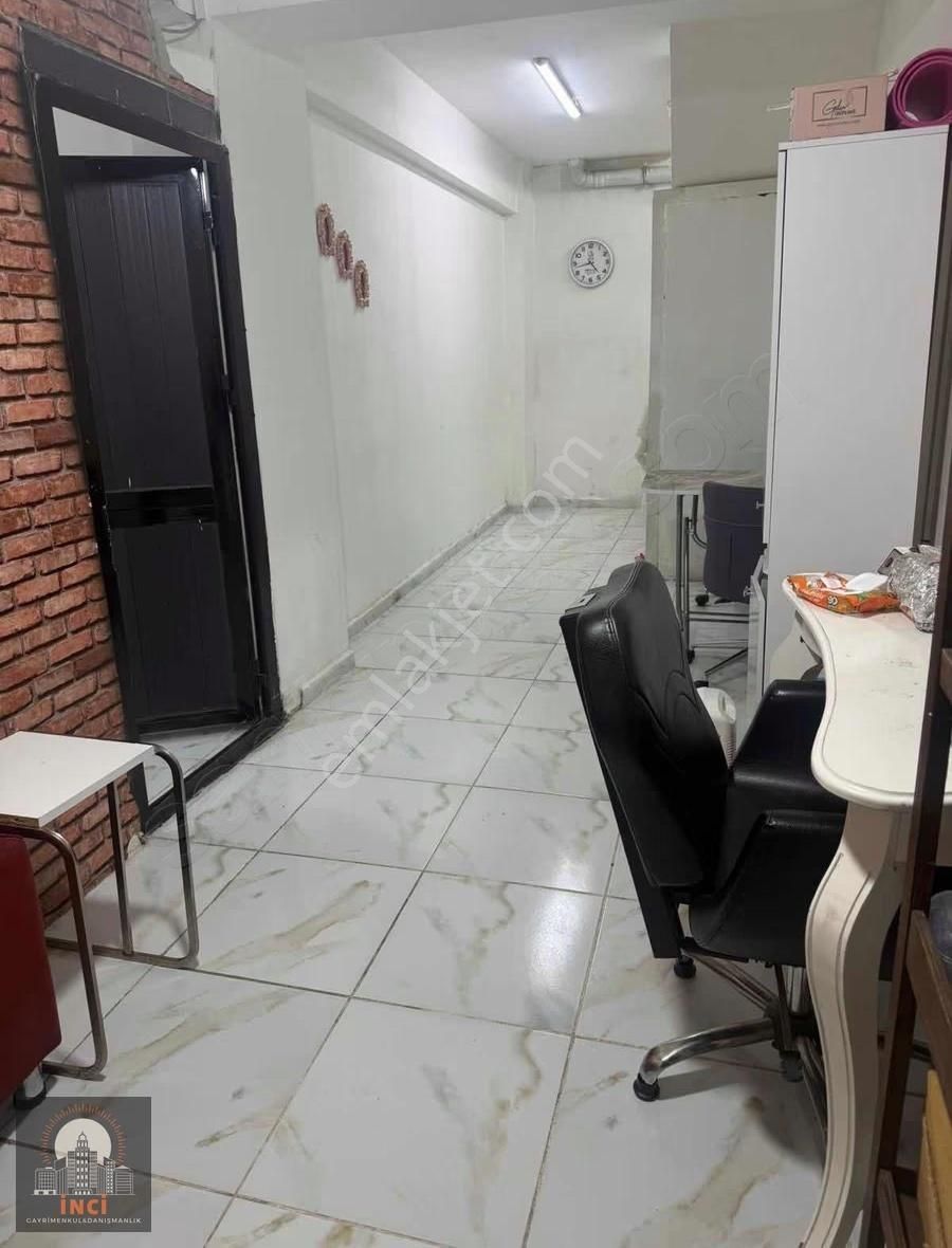 Osmanoğlu Caddesinde Kiralık Dükkan İskanlı Binada - Görsel 13