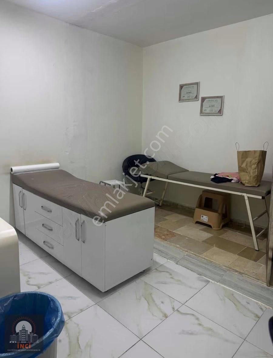 Osmanoğlu Caddesinde Kiralık Dükkan İskanlı Binada - Görsel 4