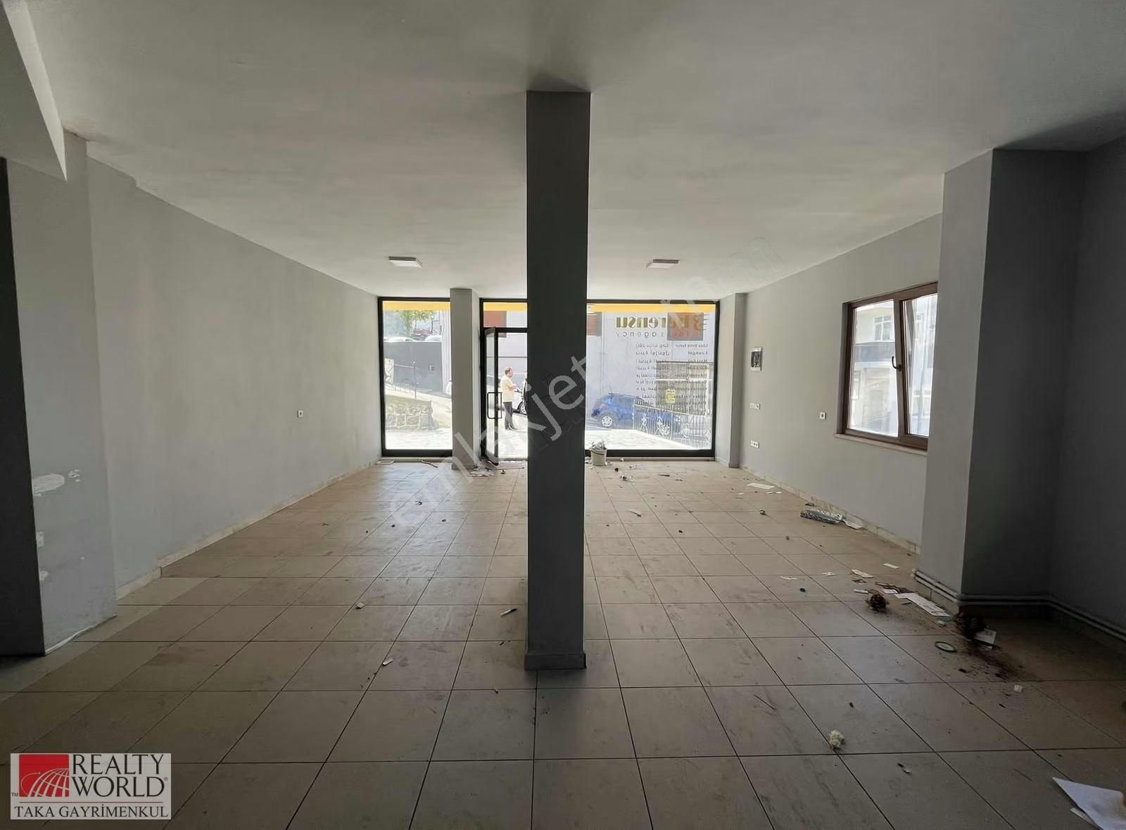 İşlek Lokasyonda,hazır Durumda Masrafsız Kiralık Dükkan - Görsel 2