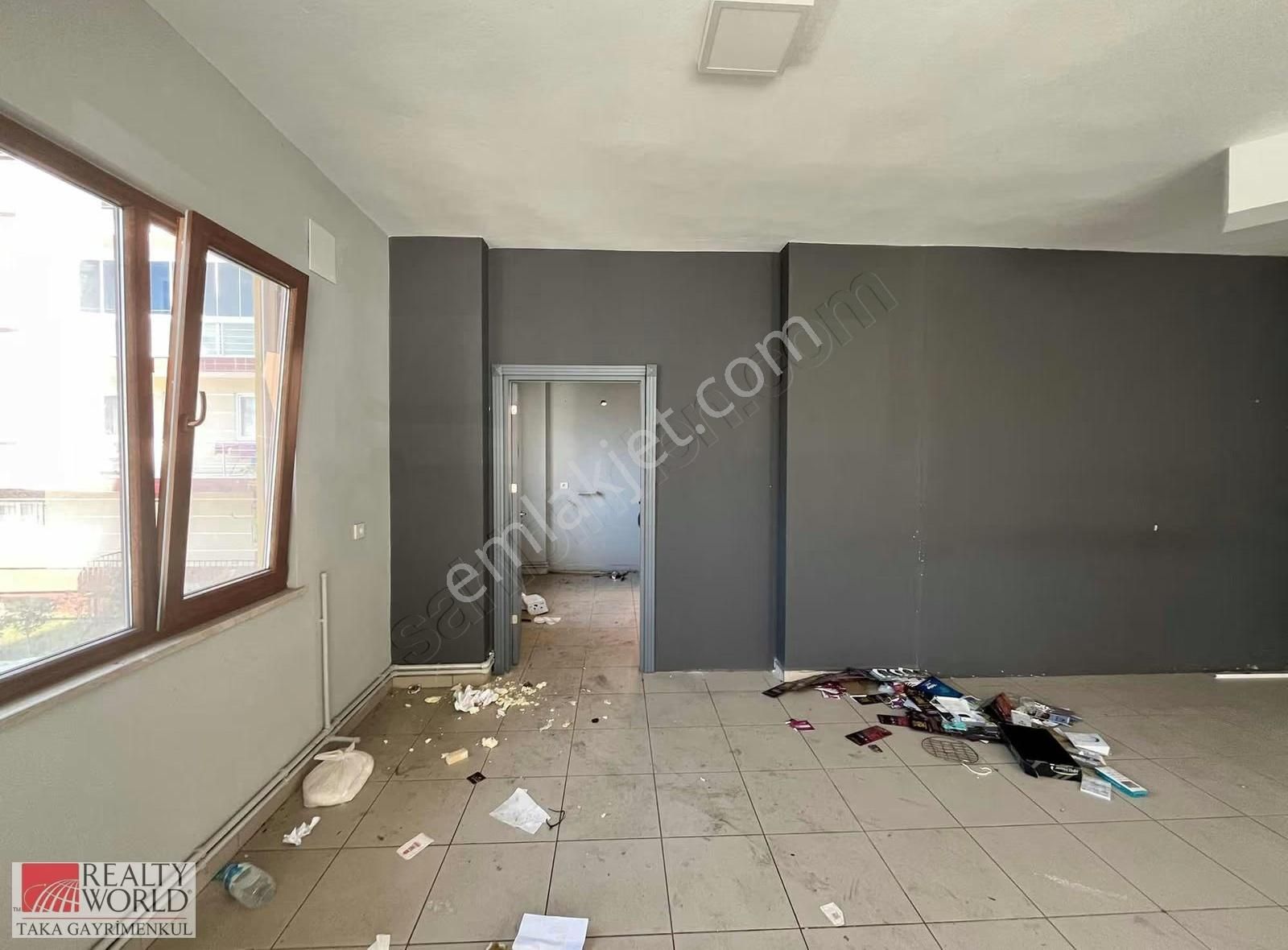 İşlek Lokasyonda,hazır Durumda Masrafsız Kiralık Dükkan - Görsel 19