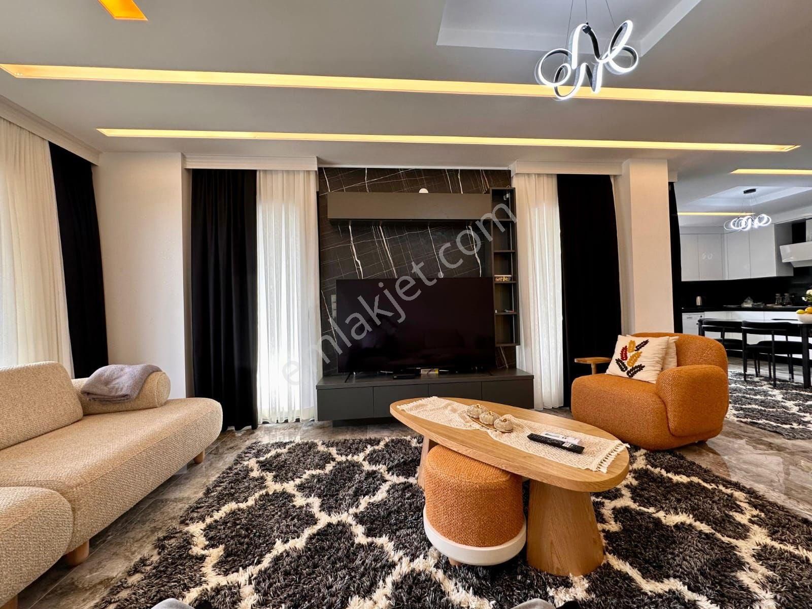 Kuşadası Güzelçamlıda Satılık 3+1 Özel Havuzlu Villa - Görsel 7