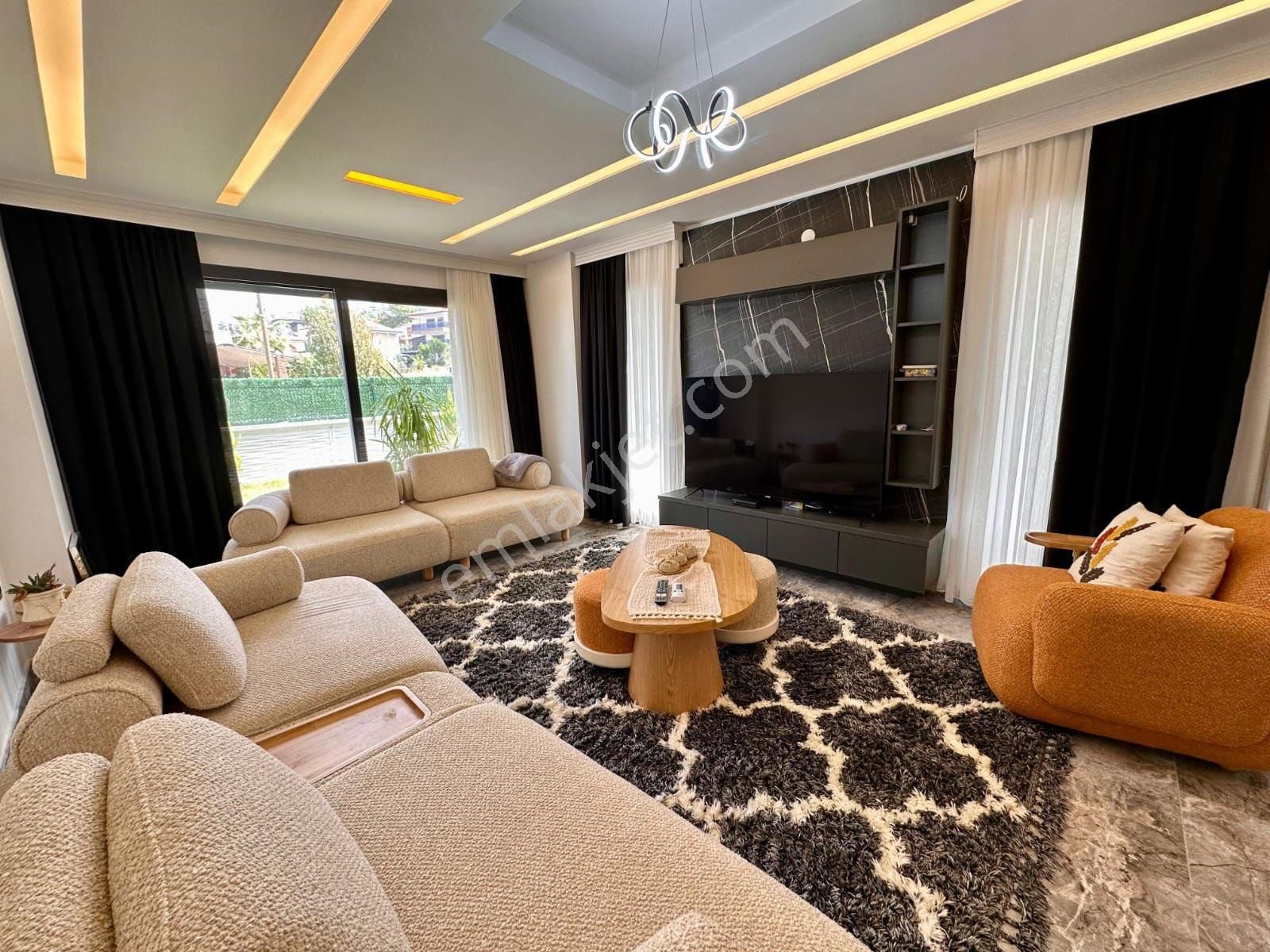 Kuşadası Güzelçamlıda Satılık 3+1 Özel Havuzlu Villa - Görsel 17