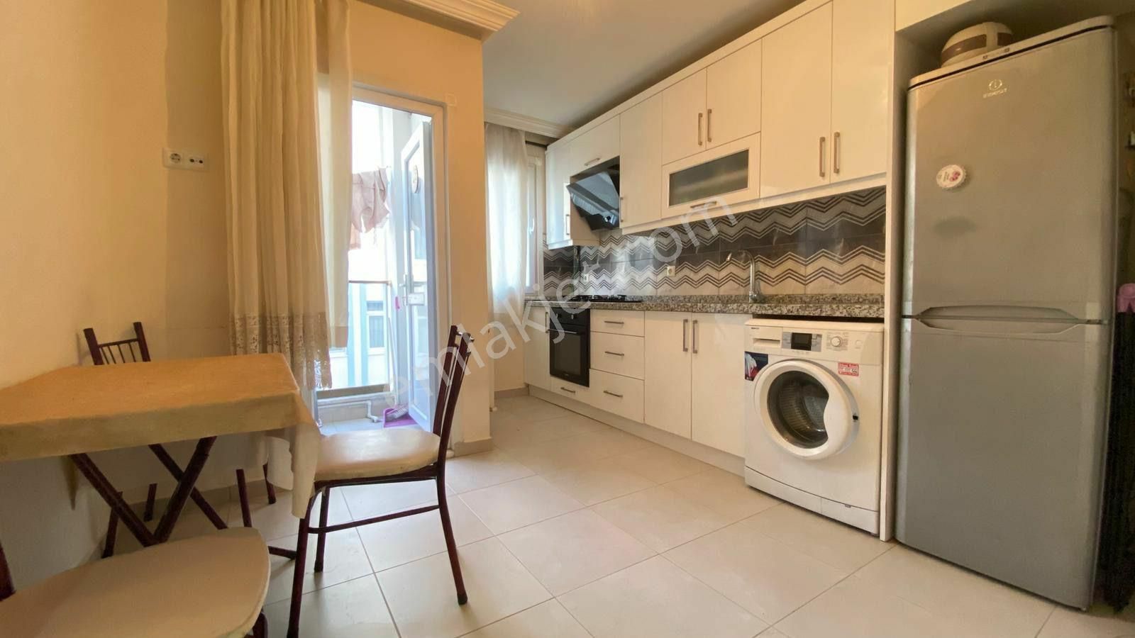 Satılık Merkezi Konumda 2+1