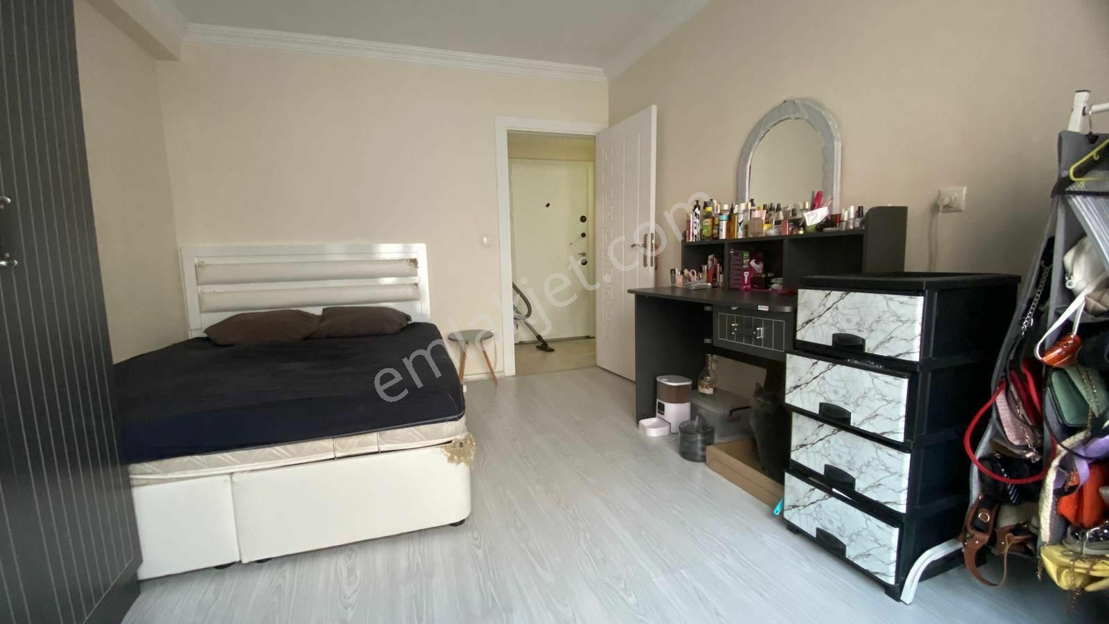 Satılık Merkezi Konumda 2+1 - Görsel 5