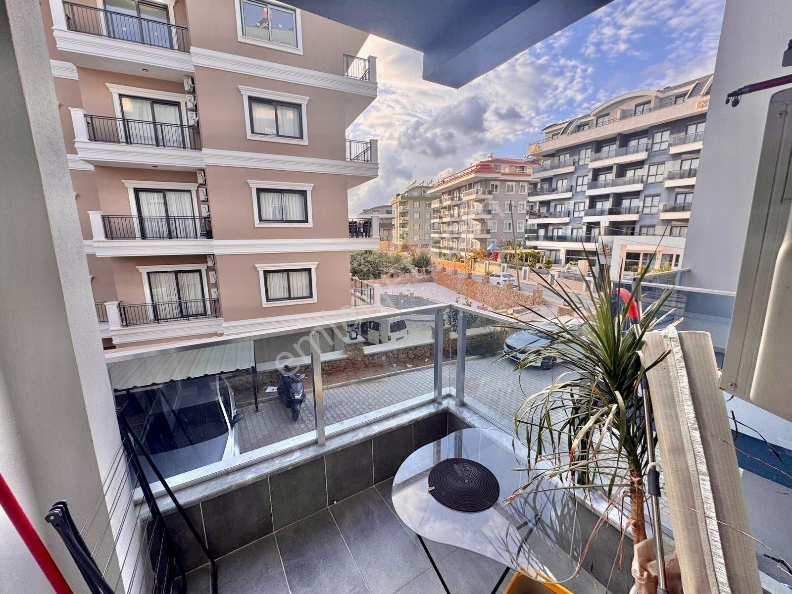 Alanya Oba’da Eşyalı, Yeni Dizayn 1+1 Satılık Daire - Görsel 12