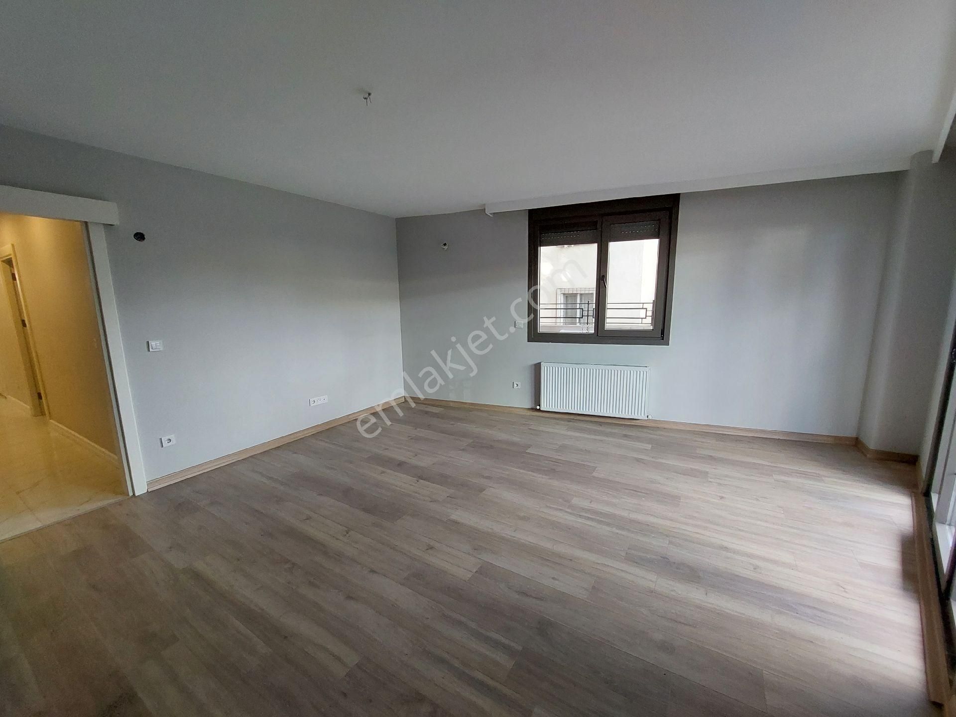 Maltepe Küçükyalı 'da 1+1 Bahçe Katı Metroya Ve Marmaraya - Görsel 20