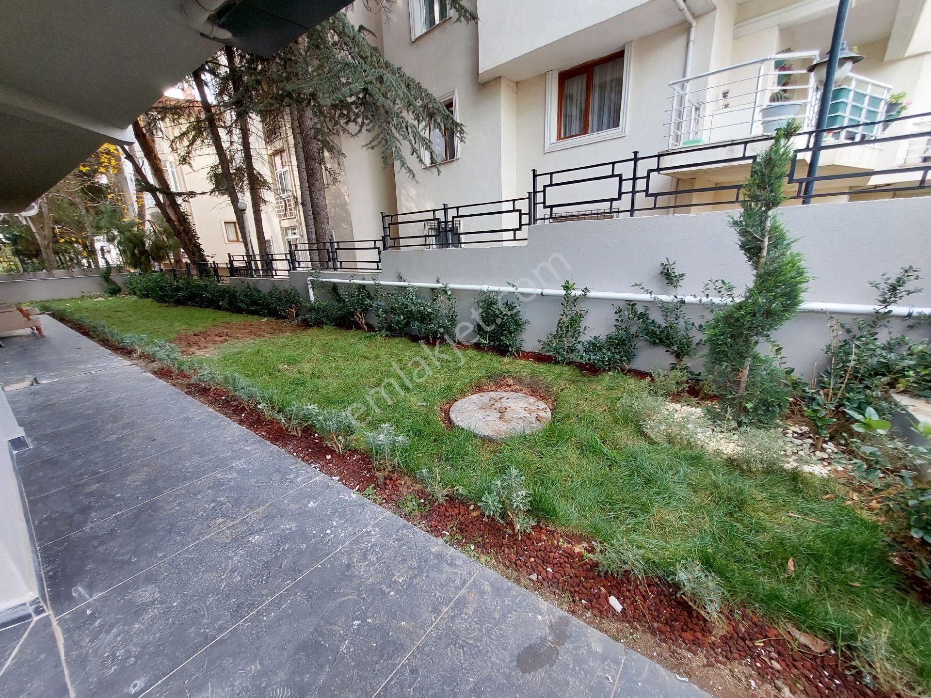 Maltepe Küçükyalı 'da 1+1 Bahçe Katı Metroya Ve Marmaraya - Görsel 12