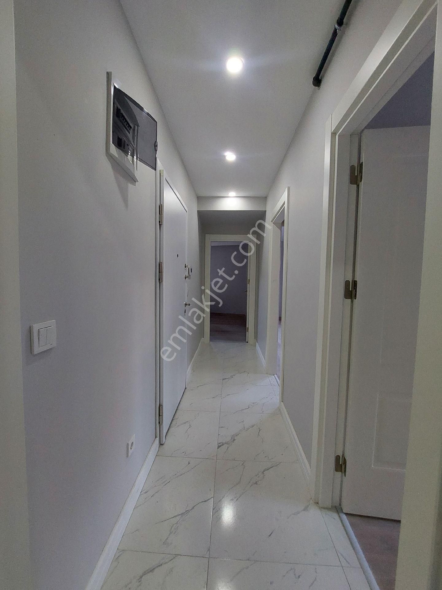 Küçükyalı 'da E_5 Paralel Metroya,marmaraya Yürüme Mesafesinde 2+1 Muteşem Konum Ve İşçilikte Ba - Görsel 28