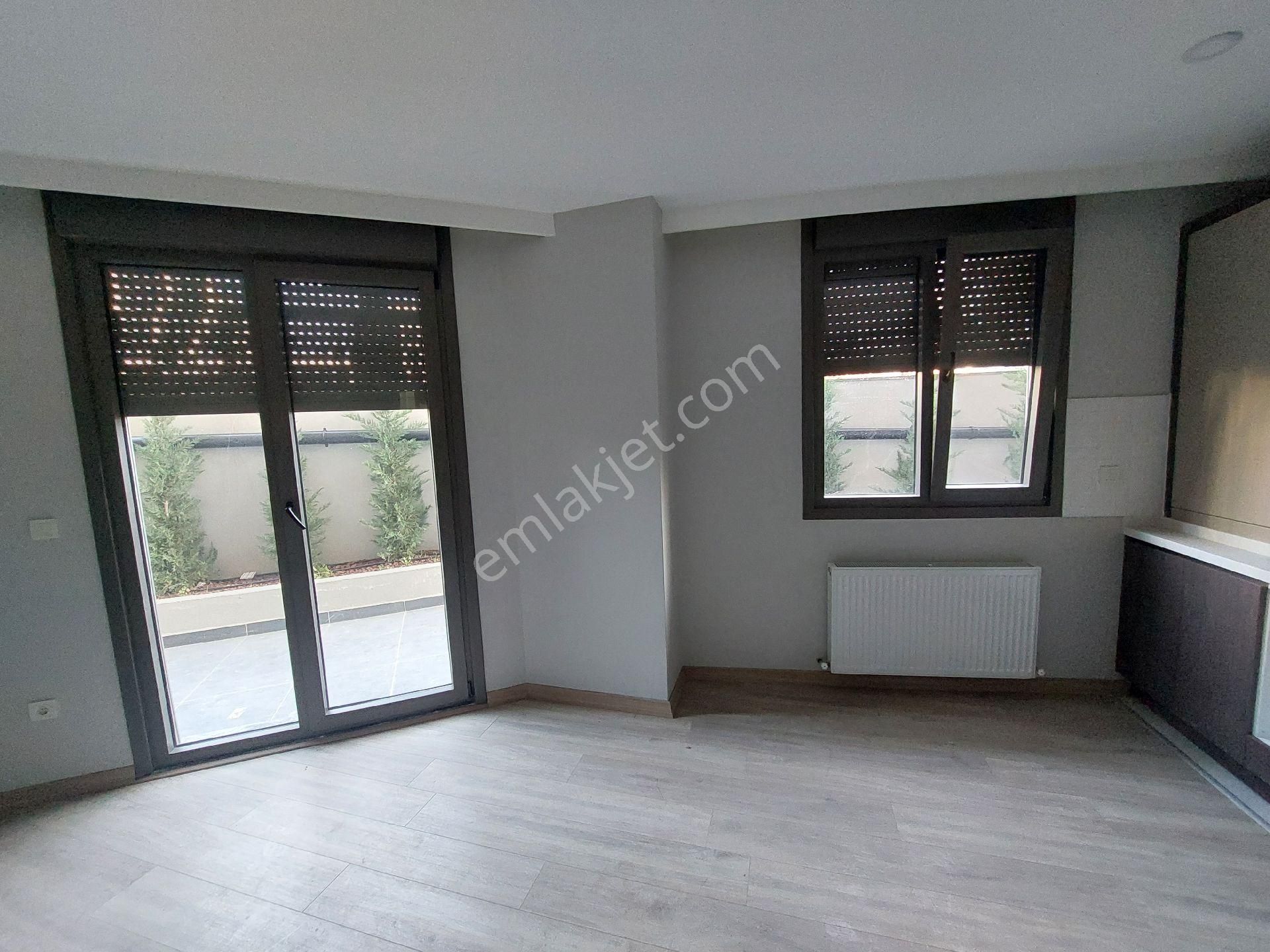 Küçükyalı 'da E_5 Paralel Metroya,marmaraya Yürüme Mesafesinde 2+1 Muteşem Konum Ve İşçilikte Ba - Görsel 35