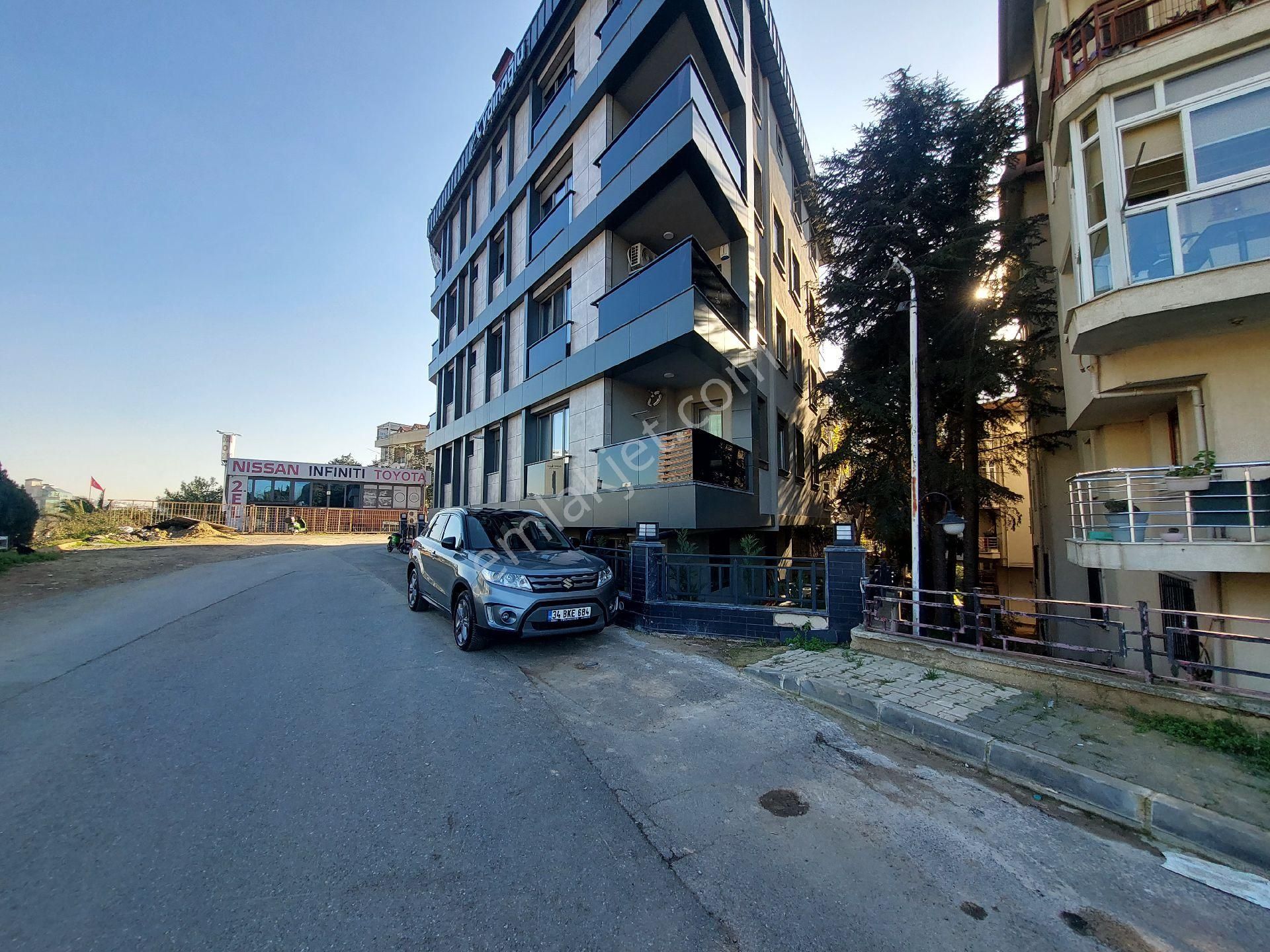 Küçükyalı 'da E_5 Paralel Metroya,marmaraya Yürüme Mesafesinde 2+1 Muteşem Konum Ve İşçilikte Ba - Görsel 10