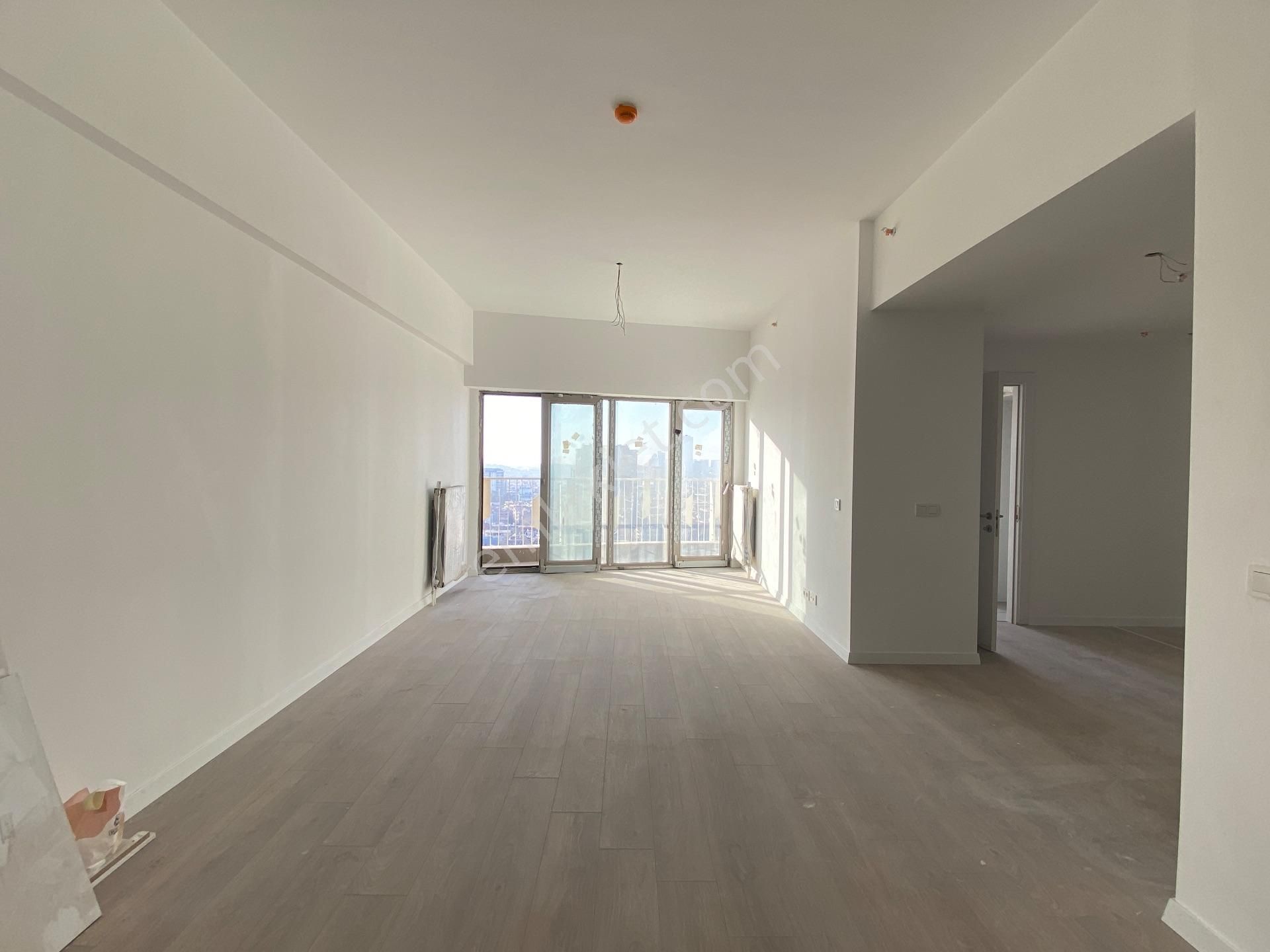 İzmir Bornova Point Residence’ta Satılık 3+1 Daire - Görsel 2