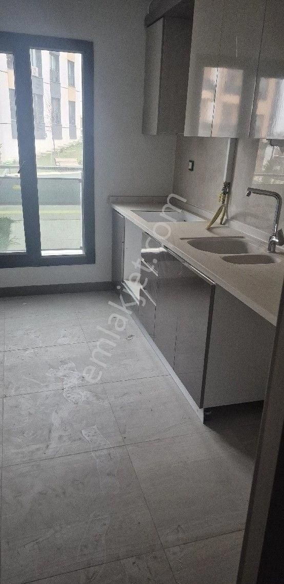Alazı 8,bölgede 3+1 Kiralık Daire - Görsel 5