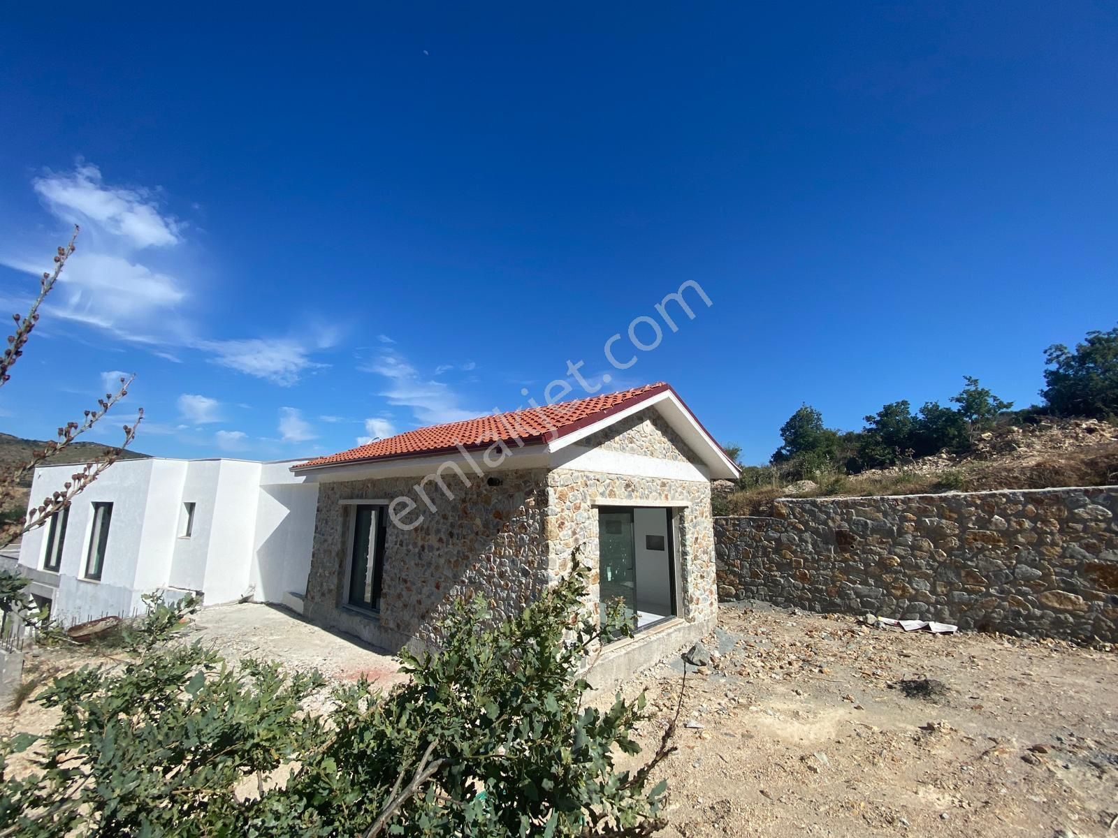 Bodrum Dereköy Satılık Müstakil Büyük Bahçeli Yeni Ev Araç Takasına Uygun Doğa İçinde - Görsel 3