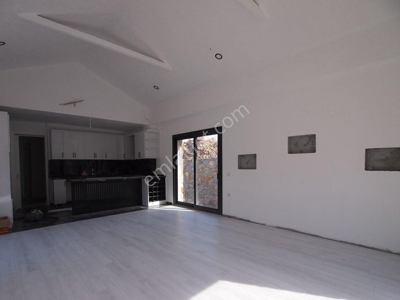 Bodrum Dereköy Satılık Müstakil Büyük Bahçeli Yeni Ev Araç Takasına Uygun Doğa İçinde - Görsel 32