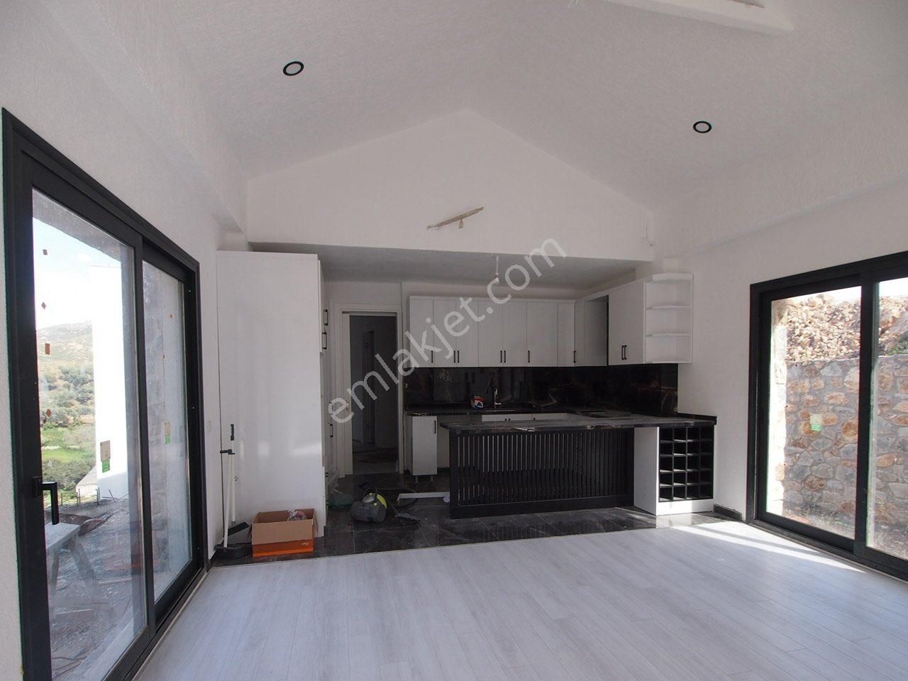 Bodrum Dereköy Satılık Müstakil Büyük Bahçeli Yeni Ev Araç Takasına Uygun Doğa İçinde - Görsel 27