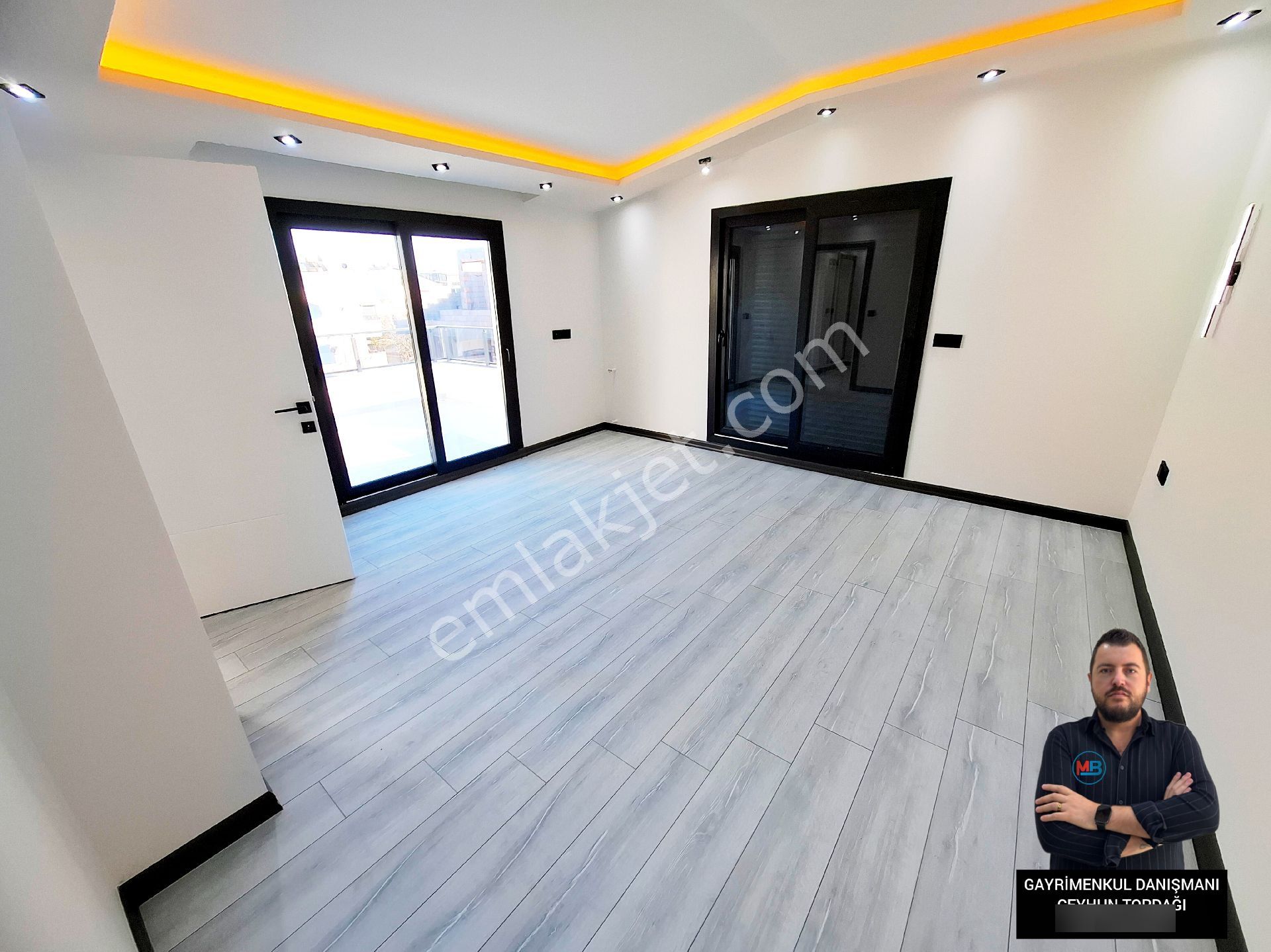 Didimde Satılık Sıfır 3+1 Müstakil Havuzlu Bahçeli Bağımsız Geniş Kullanışlı Villa ! - Görsel 32