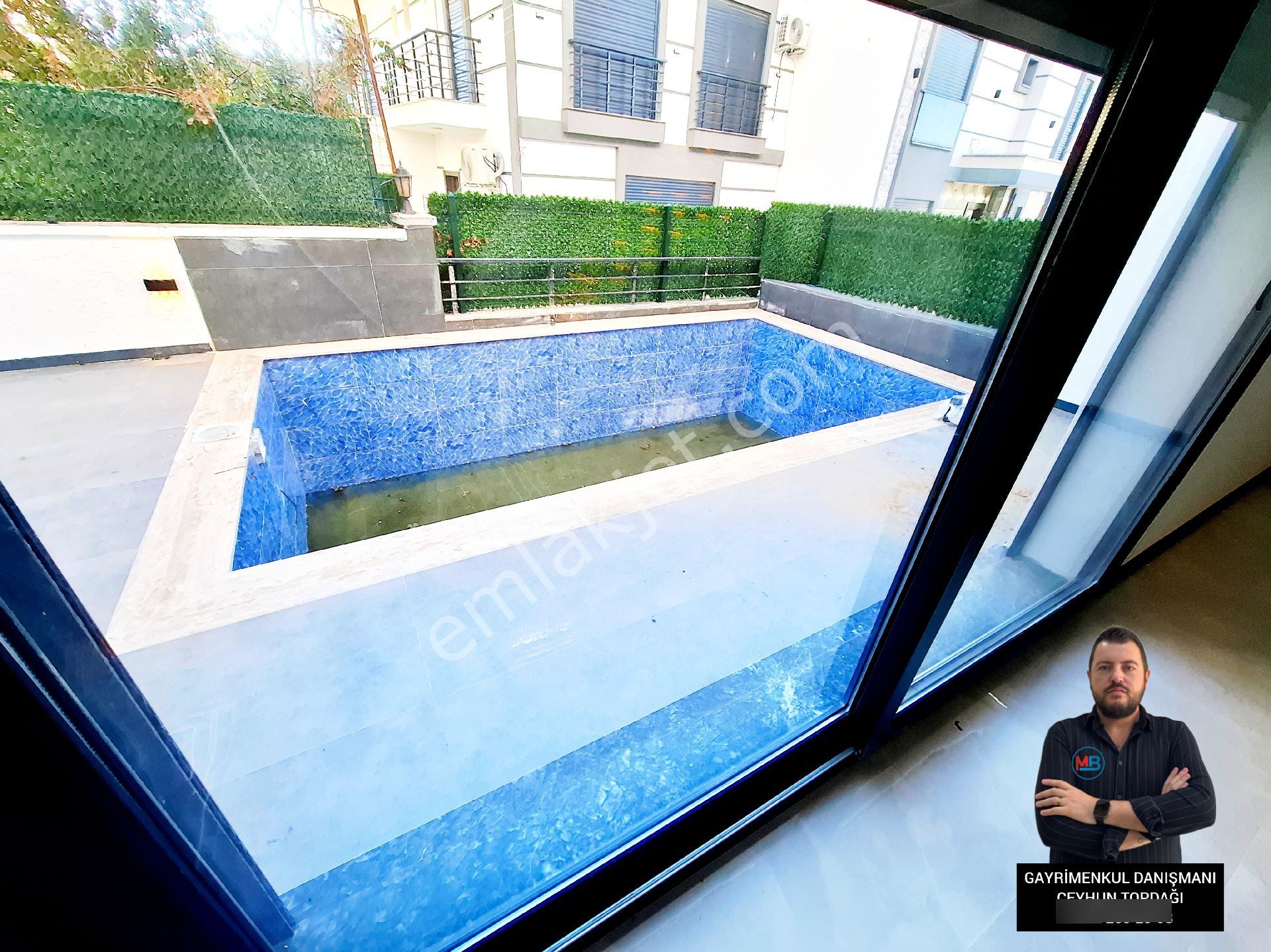 Didimde Satılık Sıfır 3+1 Müstakil Havuzlu Bahçeli Bağımsız Geniş Kullanışlı Villa ! - Görsel 11