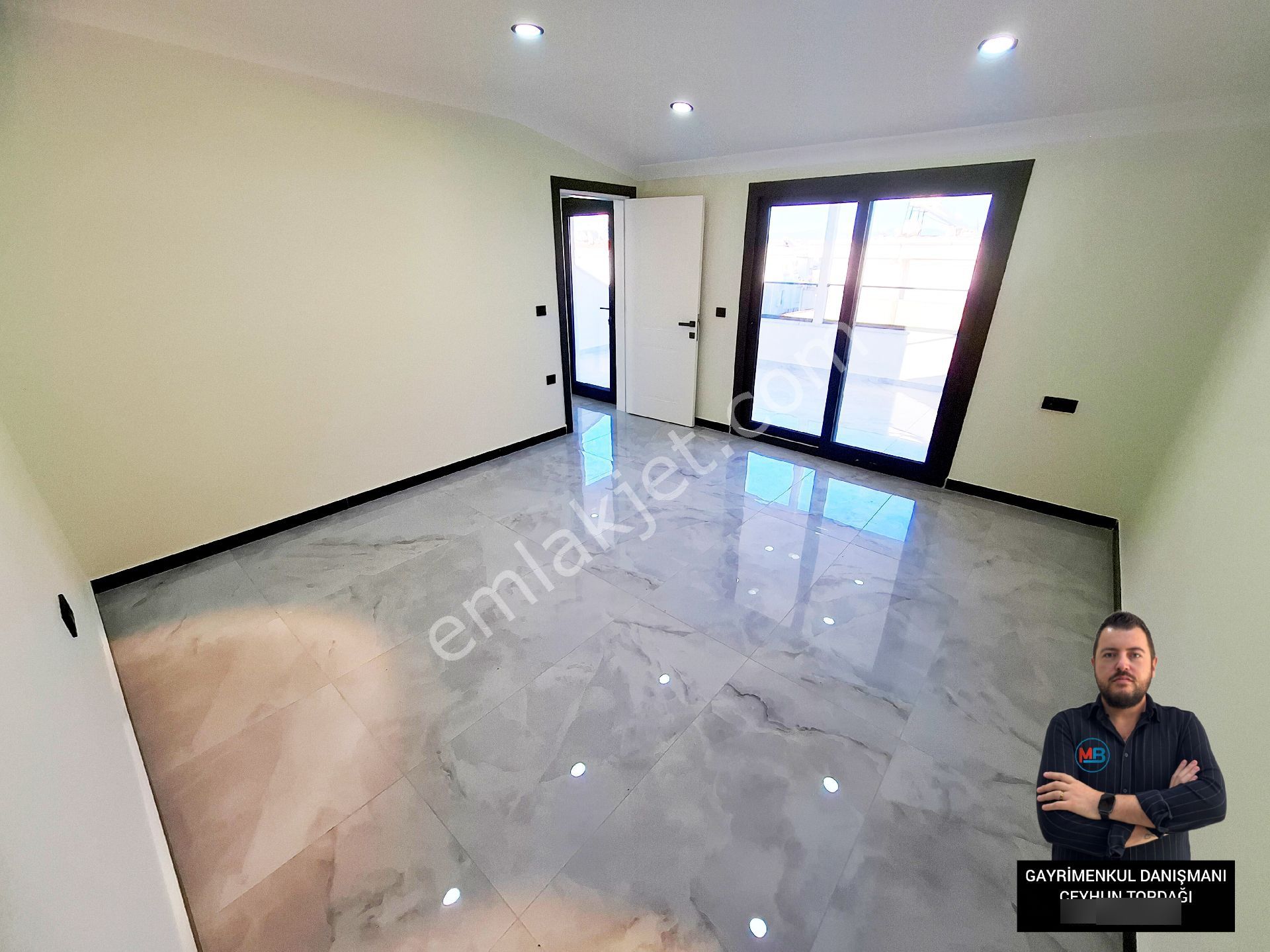 Didimde Satılık 3+1 Müstakil Bahçeli Tripleks Bağımsız Girişli Sıfır Villa ! - Görsel 31