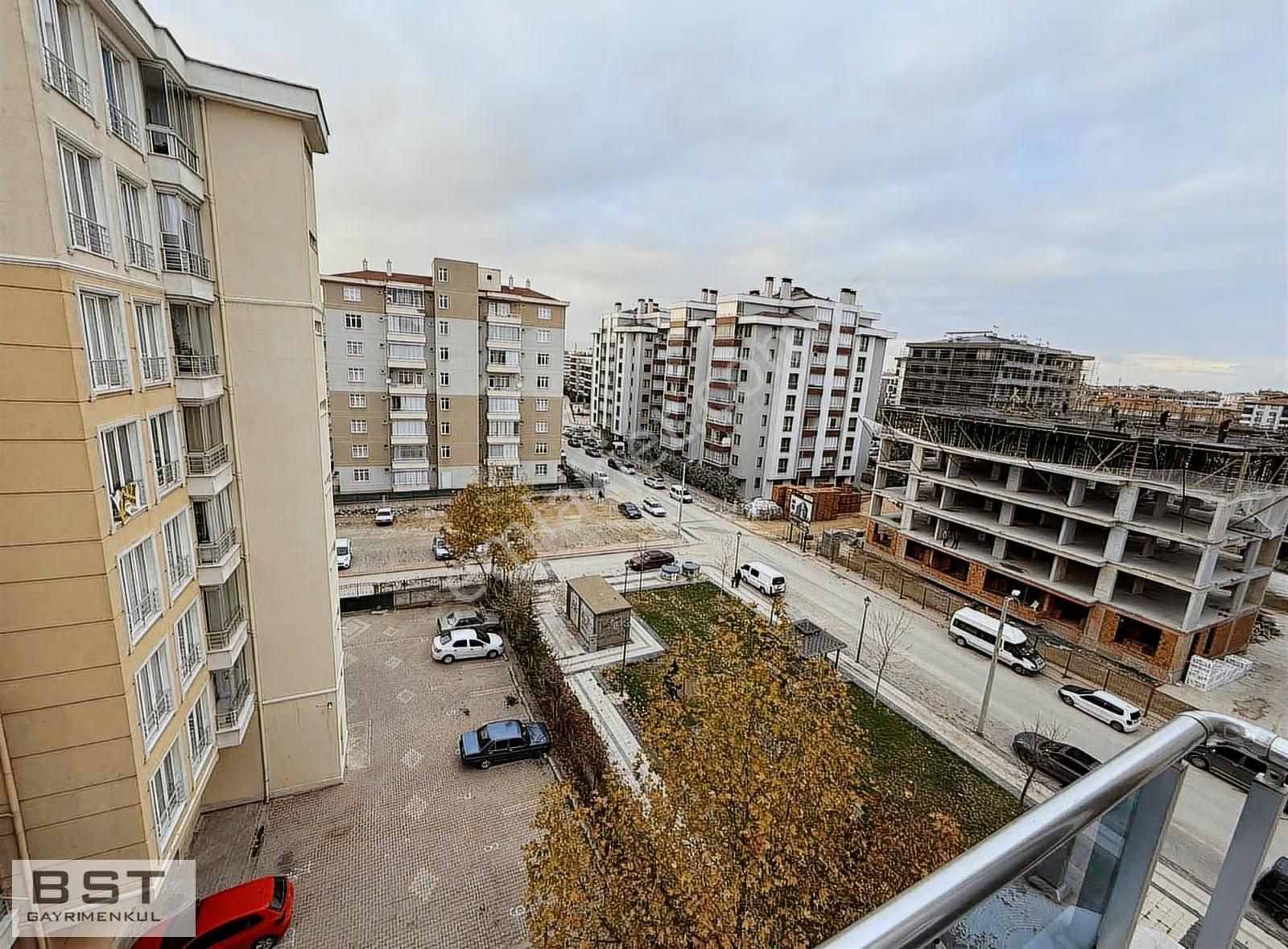 Erenler Mh Jandarma Cıvarı Fetih Cd Üzerı Kiralık 3+1 Daire - Görsel 22