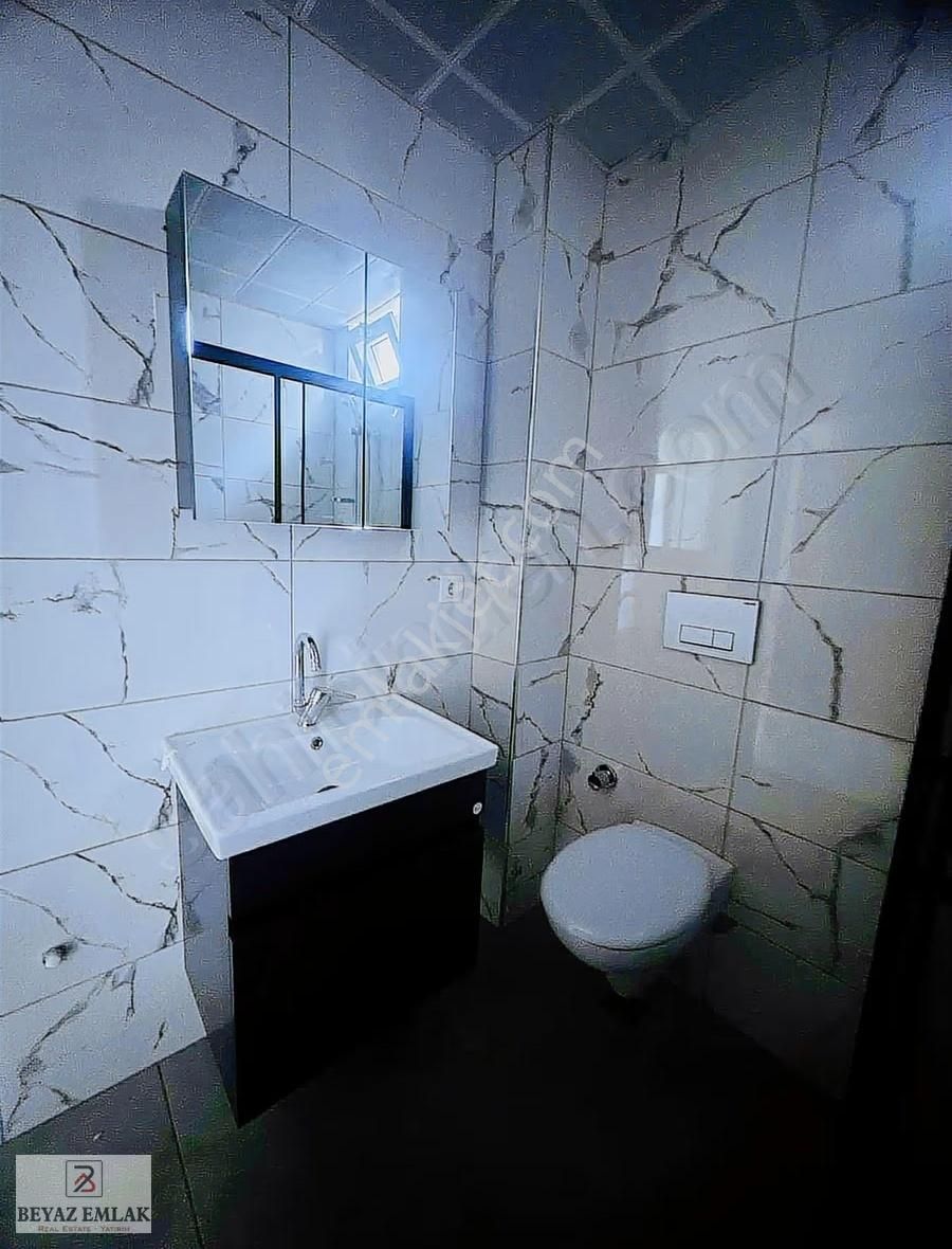Beyaz Emlak'tan Aydoğmuş'ta Tramvaya Yakın Sıfır Kullanışlı 1+1 - Görsel 16