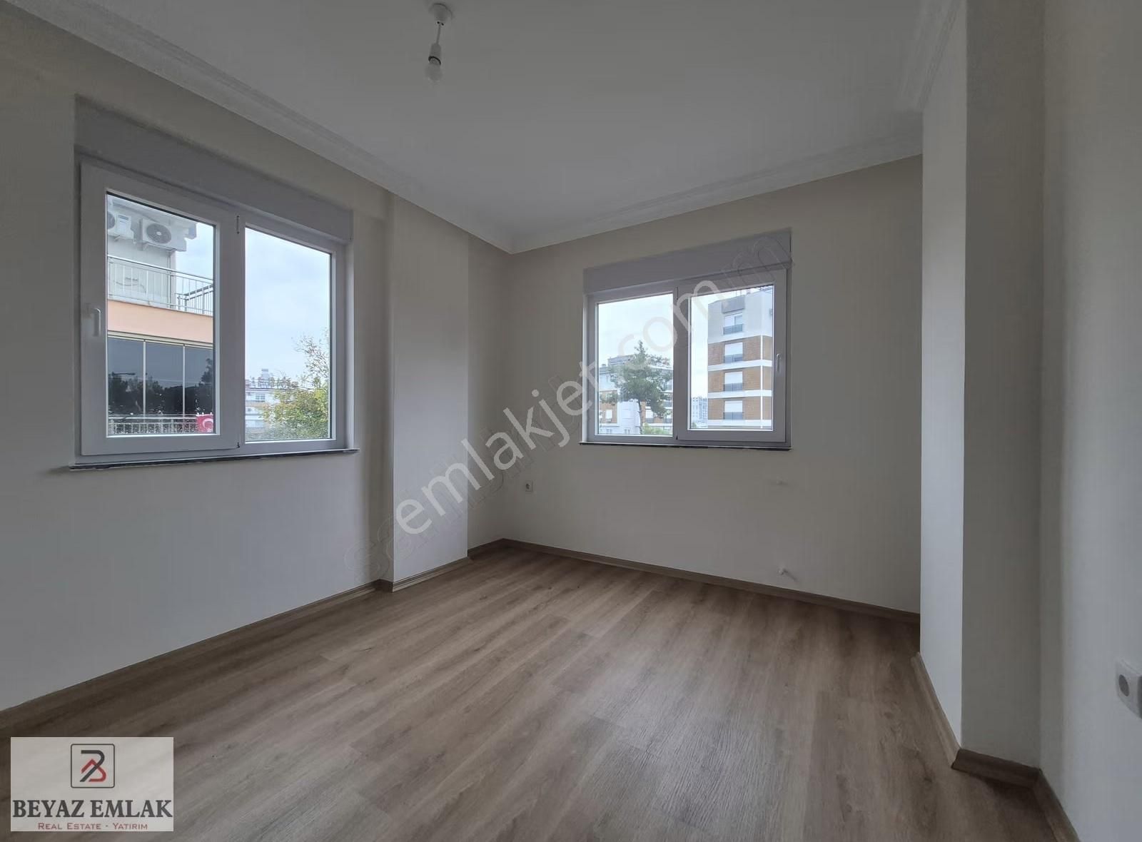 Aydoğmuş Mah. Katta Asansörlü Balkonlu Tramvaya Yakın 1+1 - Görsel 6