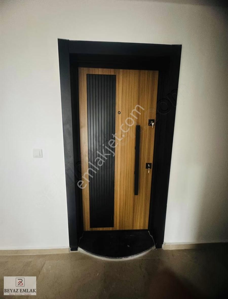 Beyaz Emlak'tan Tramvaya Yakın Katta Balkonlu Sıfır 1+1 - Görsel 13