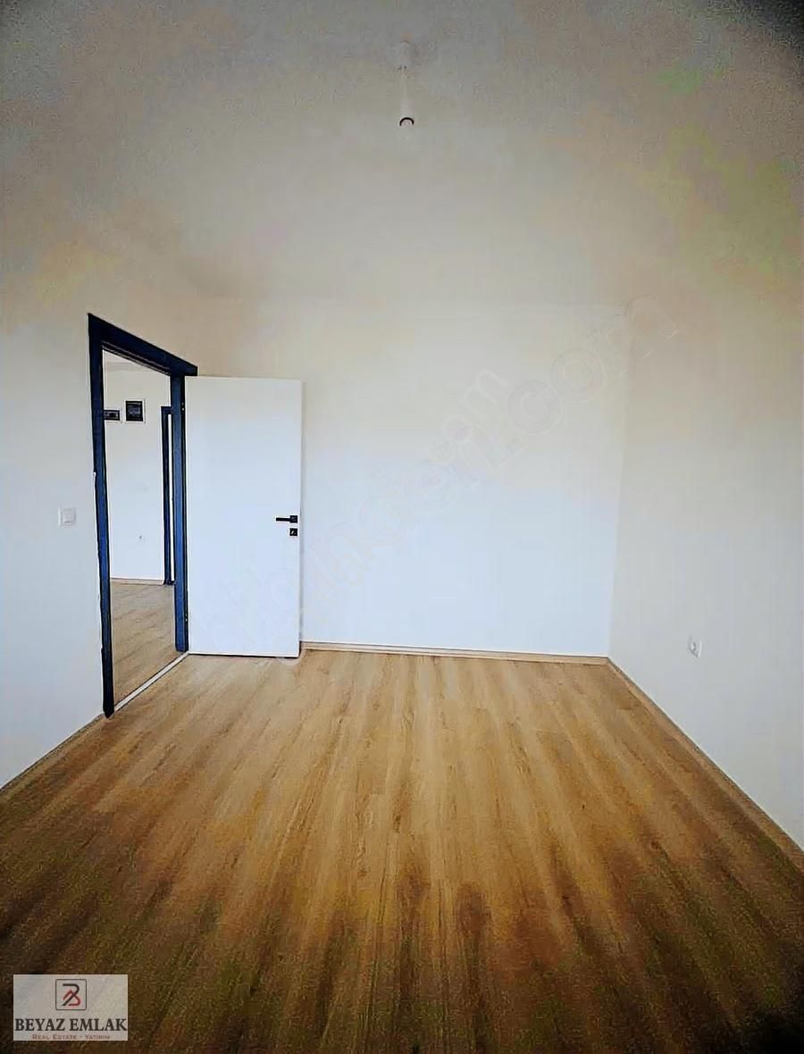 Beyaz Emlak'tan Tramvaya Yakın Katta Balkonlu Sıfır 1+1 - Görsel 10