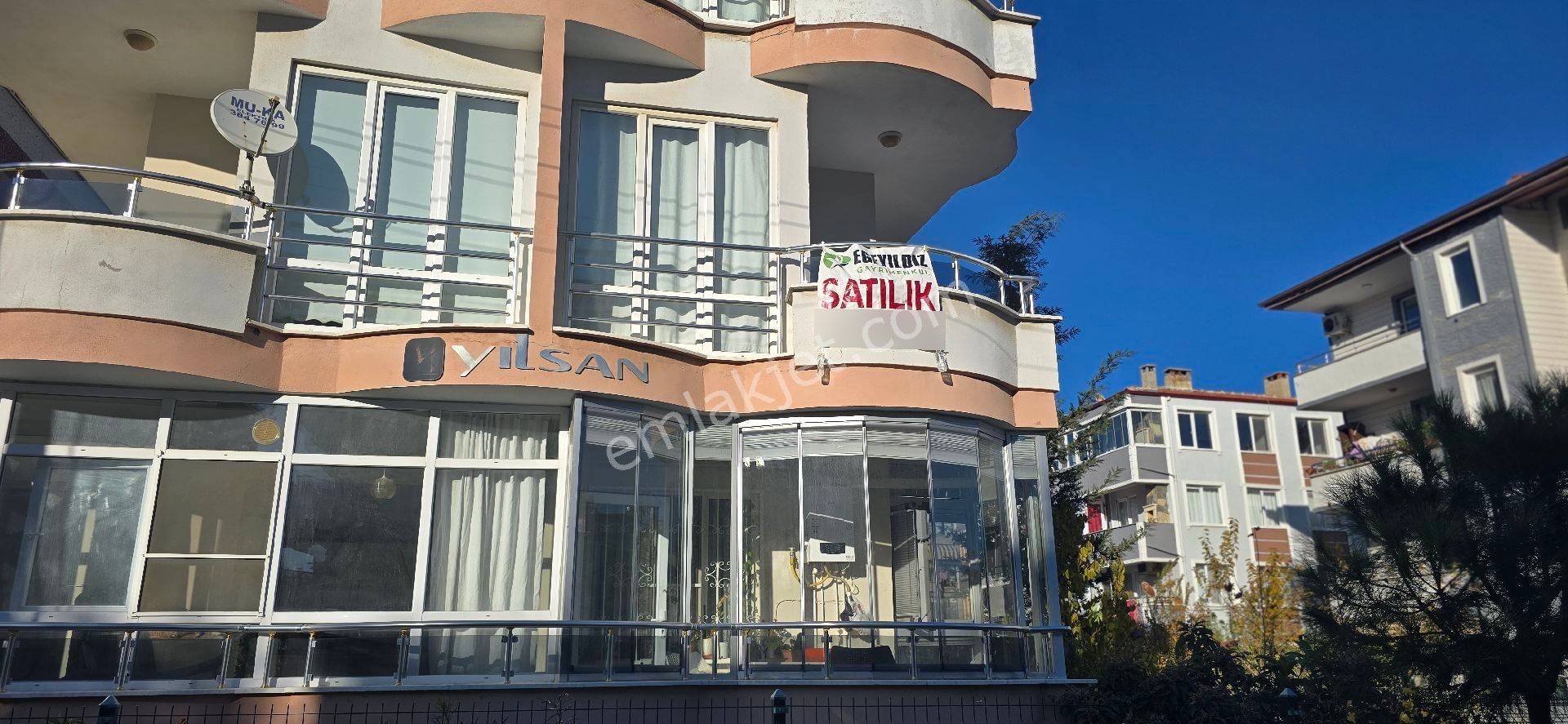 Akçay Altınkum Denize Yakın 1+1 Ön Cephe Doğalgazlı Satılık Daire