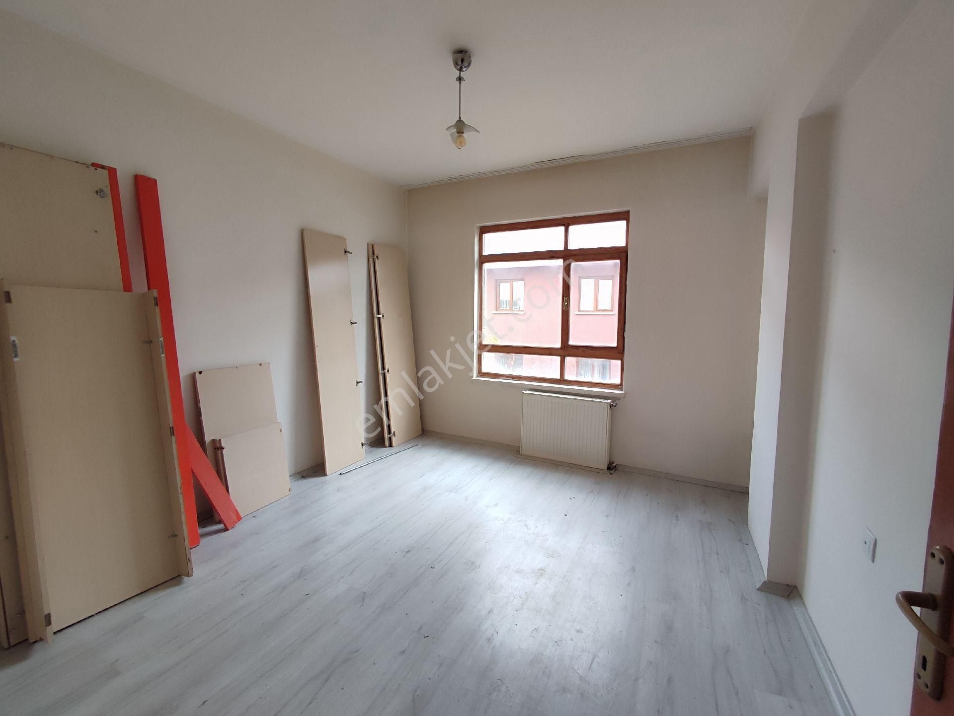 Ragıp Tüzün Esentepe Aras Sokak 3+1 Kiralık Daire - Görsel 2