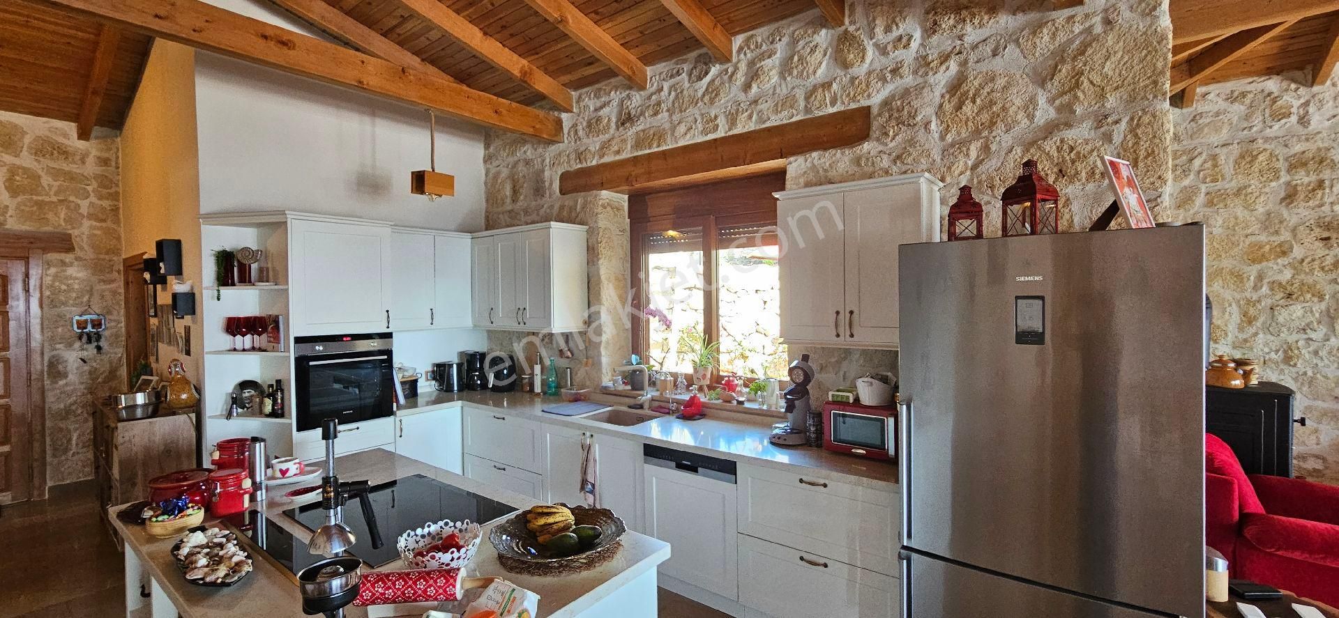 Alanya Üzümlü Mah.deniz Baraj Manzaralı Satılık 3+1 Özel Yapım Havuzlu Villa - Görsel 18