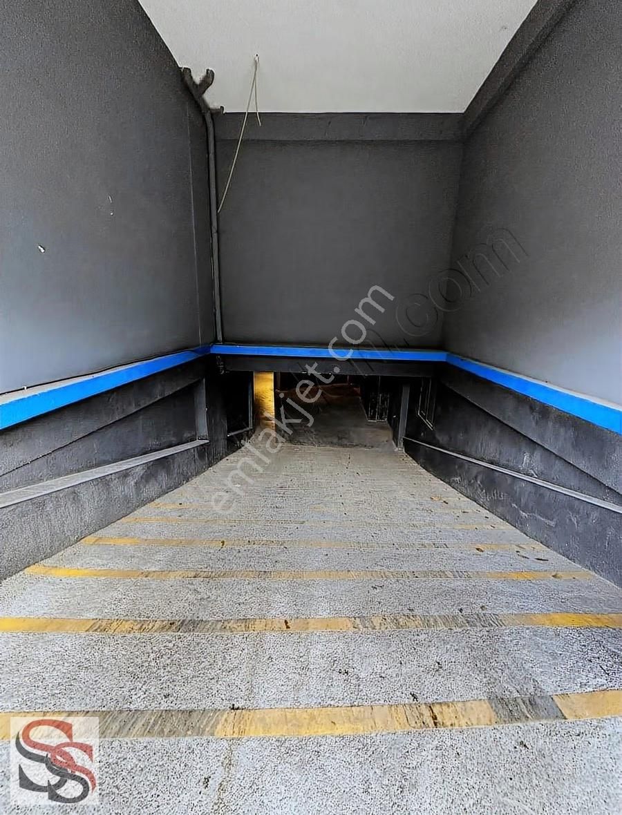 Şehrin Merkezinde Satılık Oto Kuaför Ve Araç Uygulama Merkezi - Görsel 17