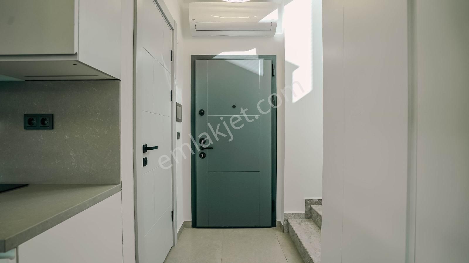 Kuşadası Güzel Çamlıda Satılıkdenize Yakın 3+ 1 Lüks Villa - Görsel 18