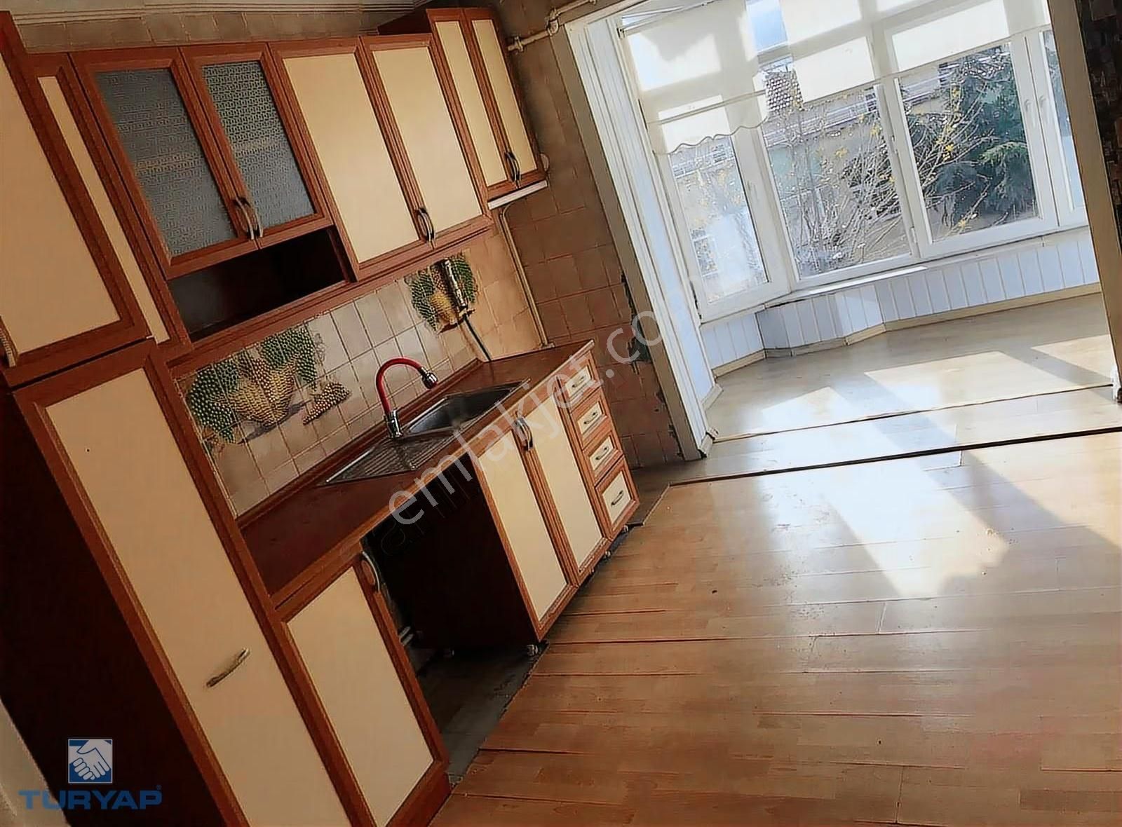 Büyükçekmece Adliye Yanı 2+1 Çatı Katı Kiralık Daire - Görsel 5