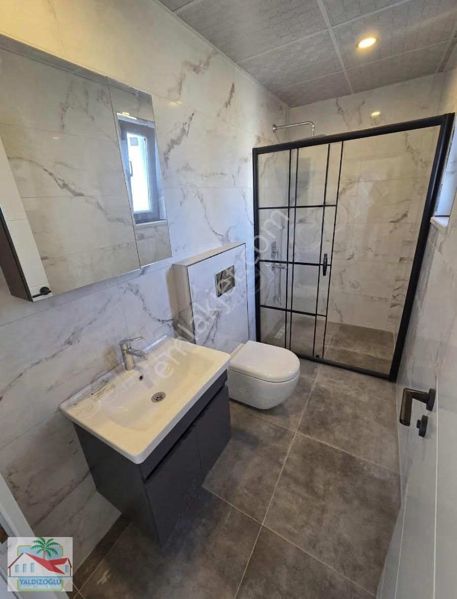 Bahçeyaka'da Satılık 120 M2 Arakat 2+1 Kiracılı Lüks Daire - Görsel 4