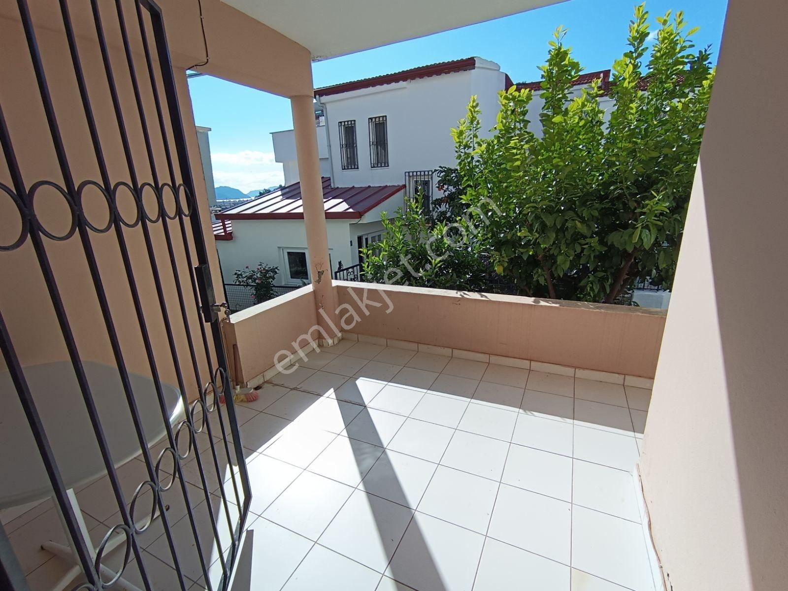 Marmaris Camiavluda Kiralık Eşyalı Müstakil Triplex Villa - Görsel 10