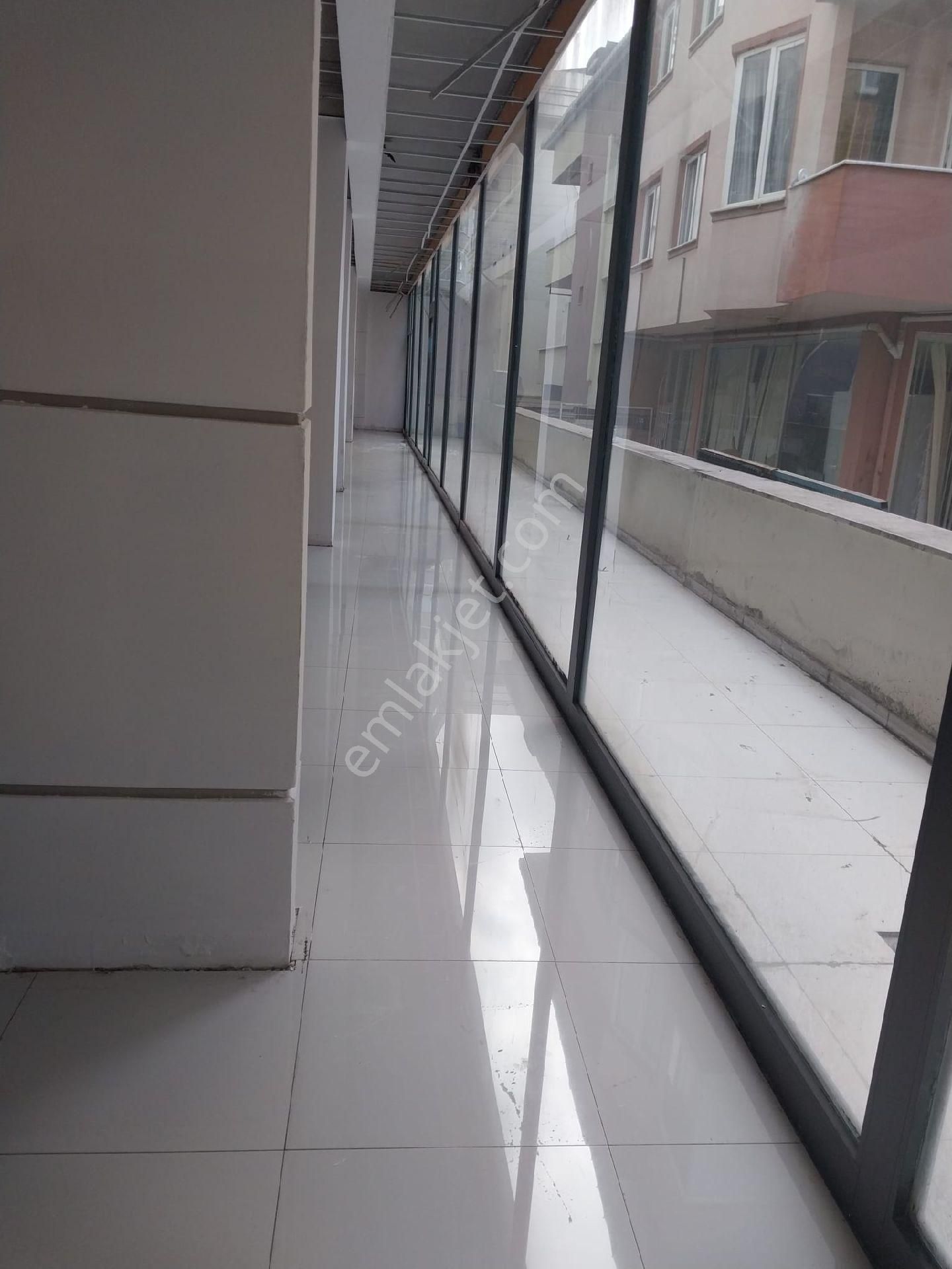 Çekmeköy Beşyıldız Konseptinde 375 M2 Düz Girişli Dükkan - Görsel 15