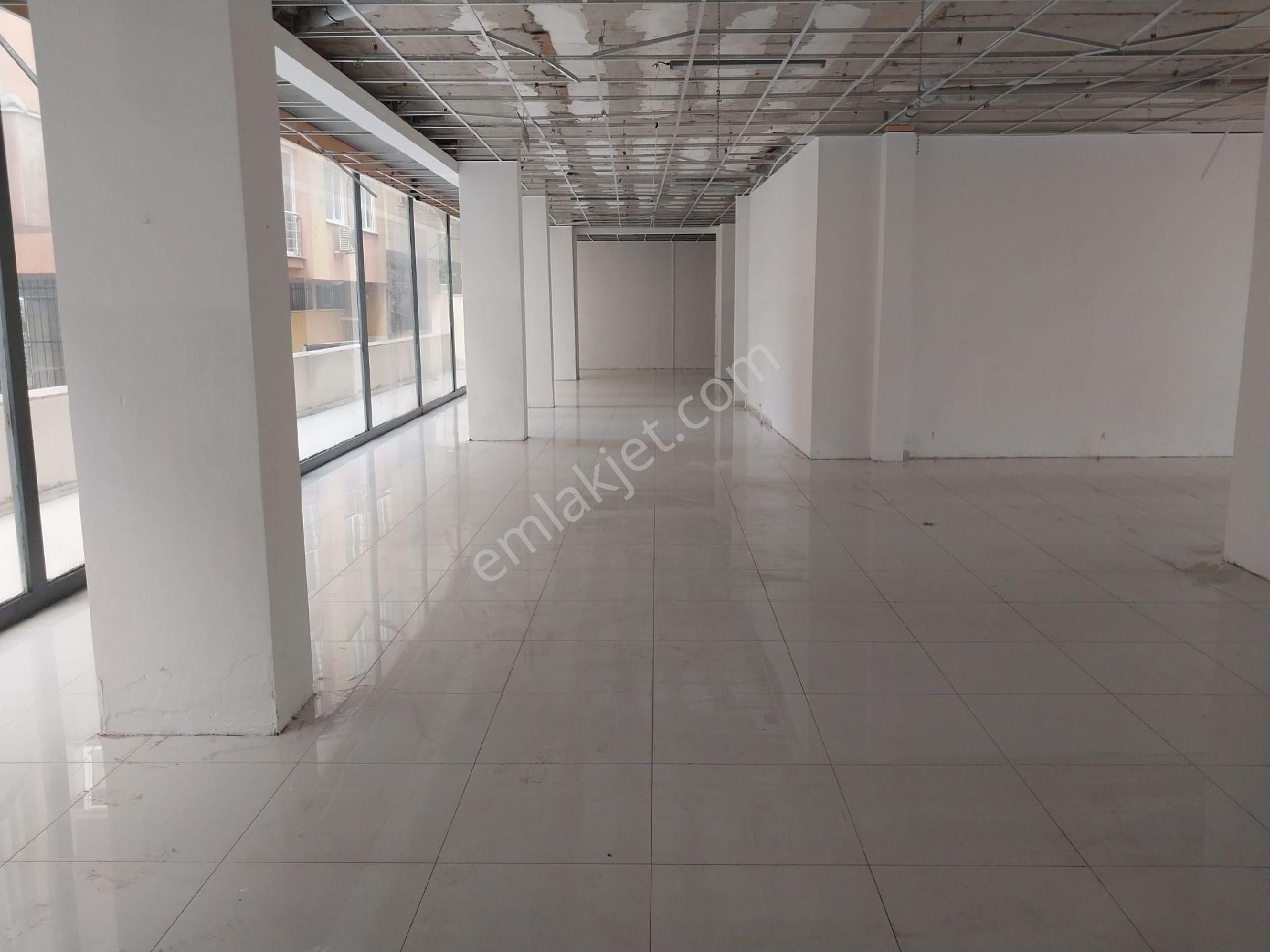 Çekmeköy Beşyıldız Konseptinde 375 M2 Düz Girişli Dükkan - Görsel 9