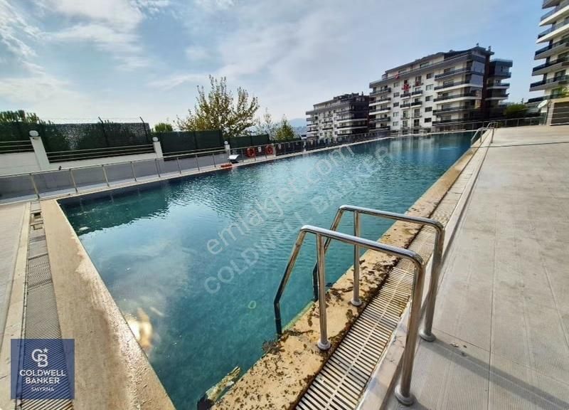 Granada Sitesinde 3+1 Lüks Ara Kat Daire - Görsel 15