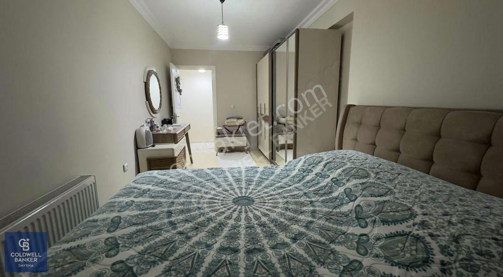 Yıldız Caddesinde Satılık Dükkan Ve Daire - Görsel 19