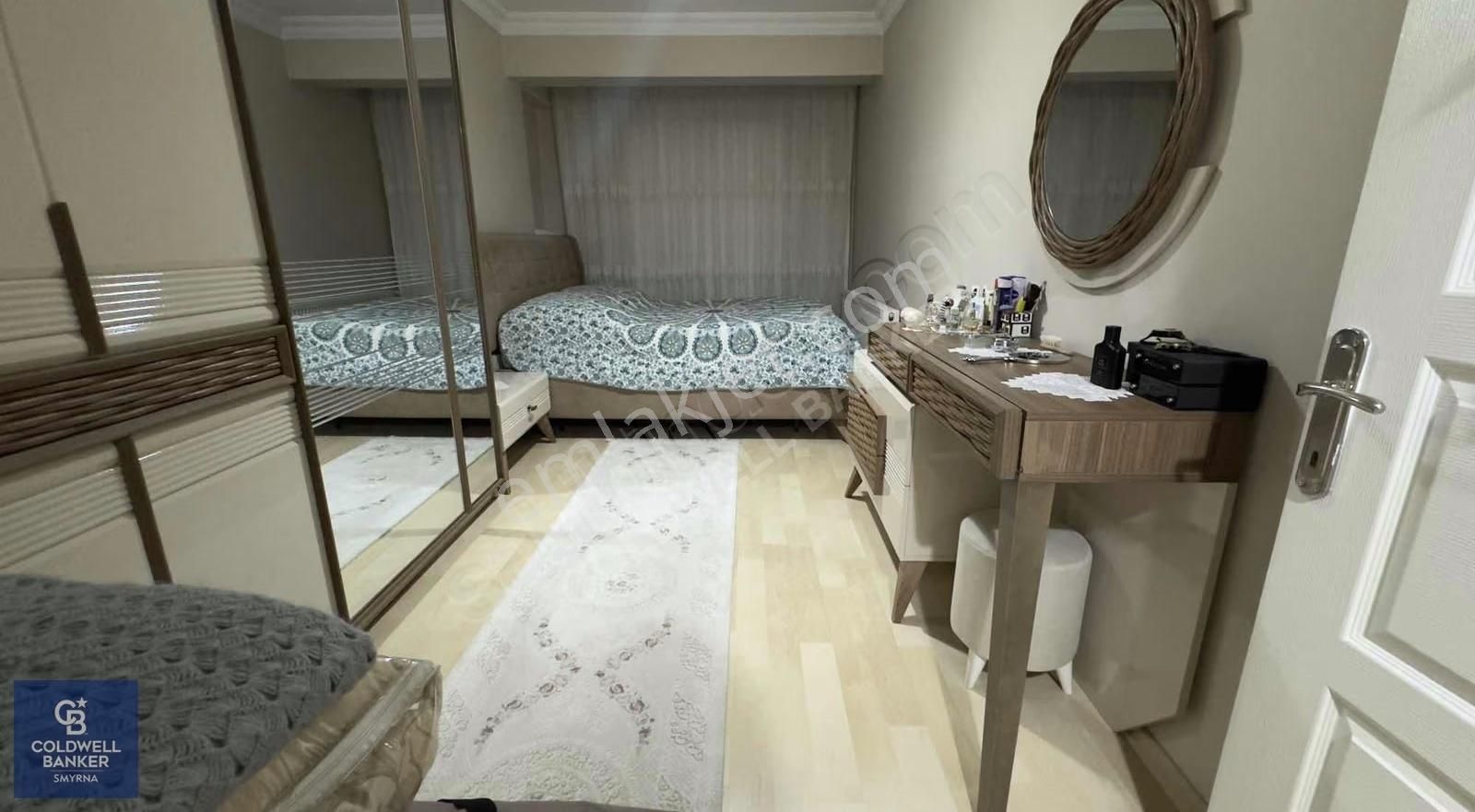 Yıldız Caddesinde Satılık Dükkan Ve Daire - Görsel 16