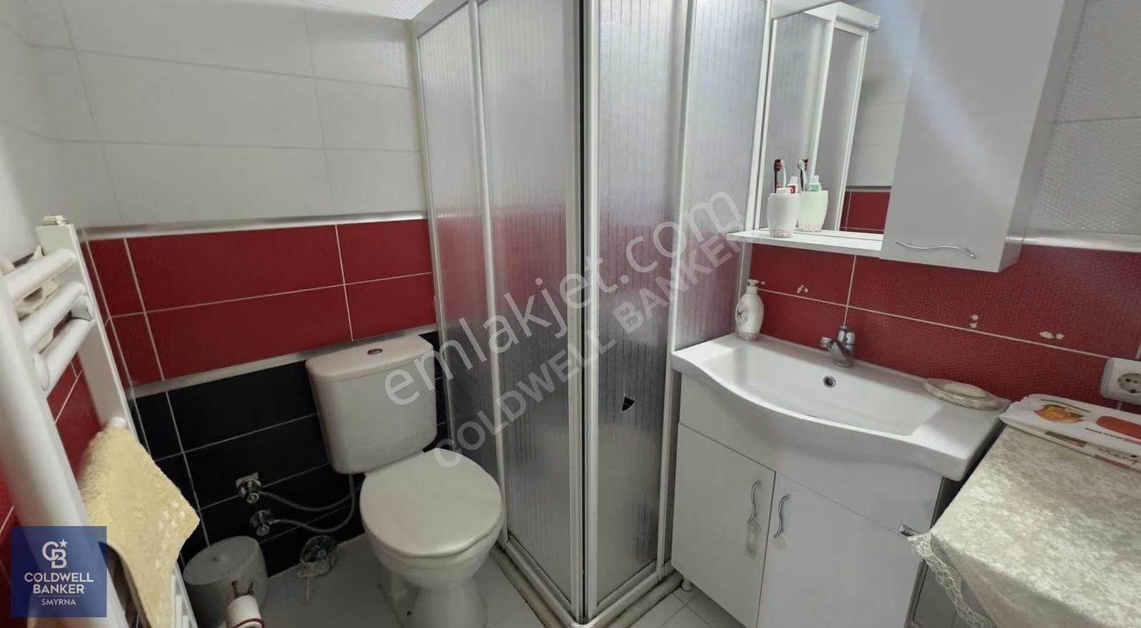 Yıldız Caddesinde Satılık Dükkan Ve Daire - Görsel 20