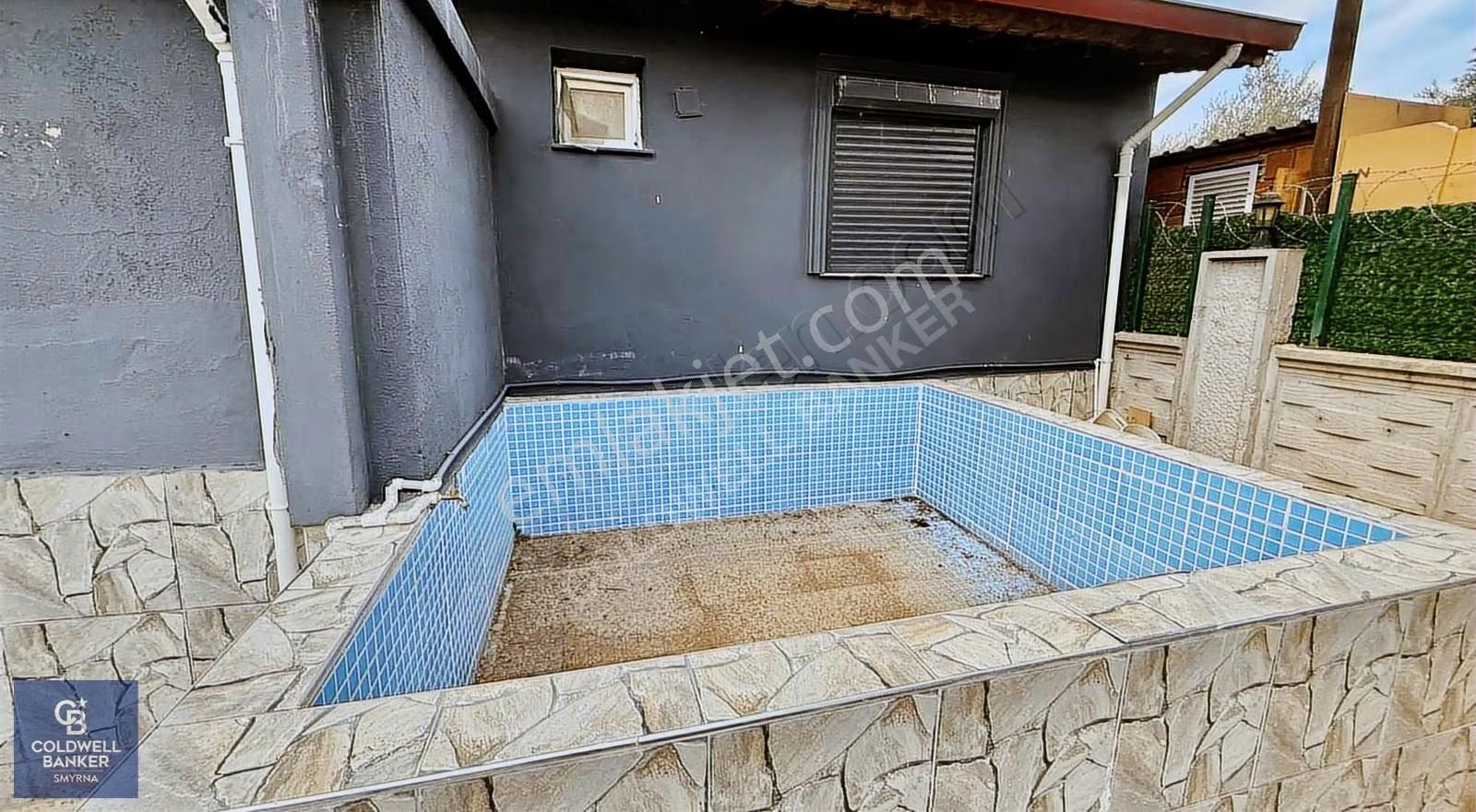 Menderes Oğlananası 1090m2 1+1 Jakuzi Havuzlu Müskatil Ev - Görsel 27